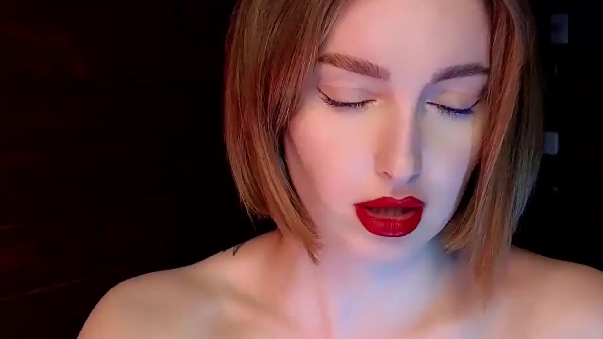 Gallery image thumbnail from Red_Lips_Girl's myfreecams stream on, 02/24/2025, 22:56 image 18 of 20
