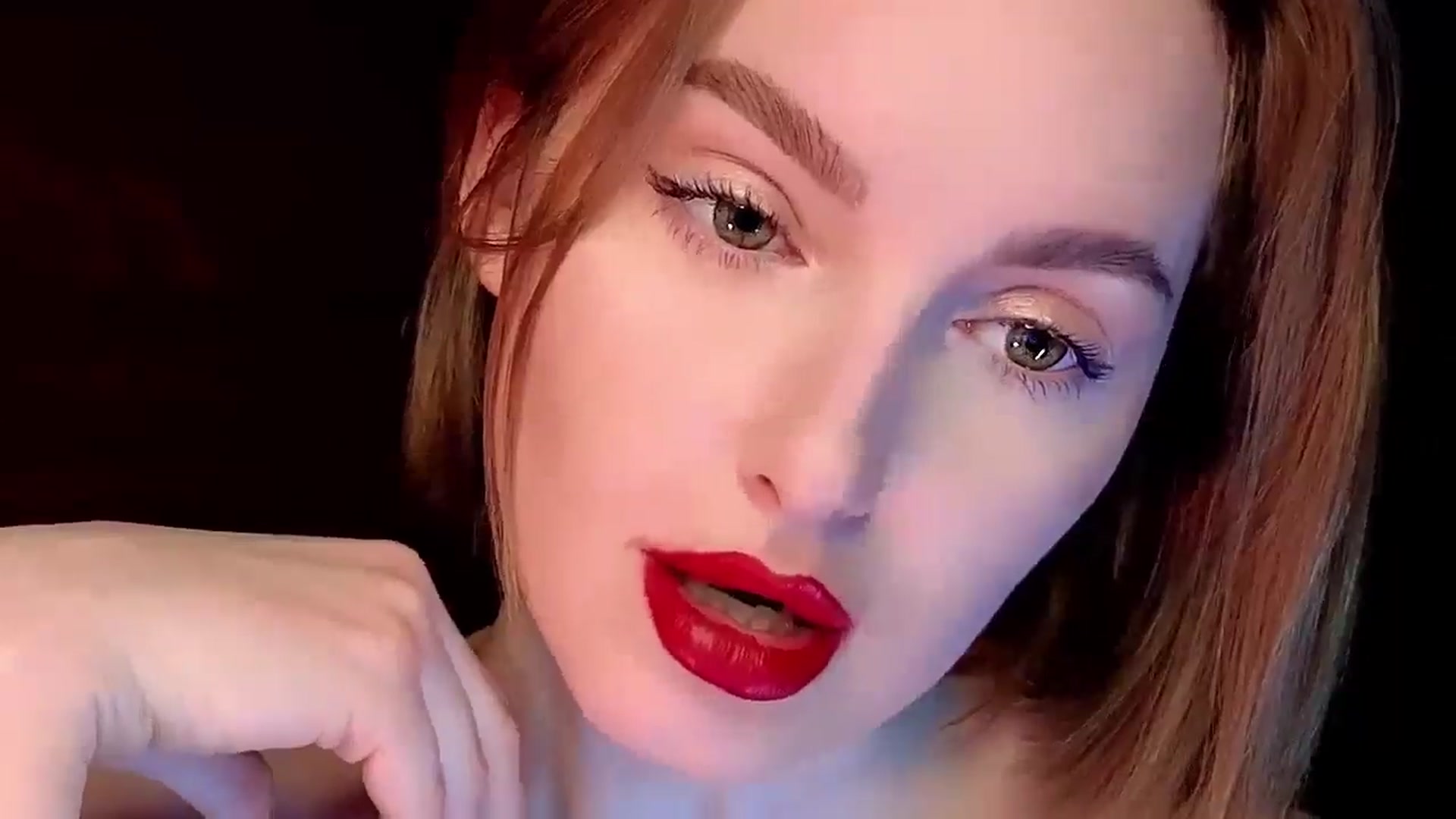 Gallery image thumbnail from Red_Lips_Girl's myfreecams stream on, 02/24/2025, 22:56 image 11 of 20