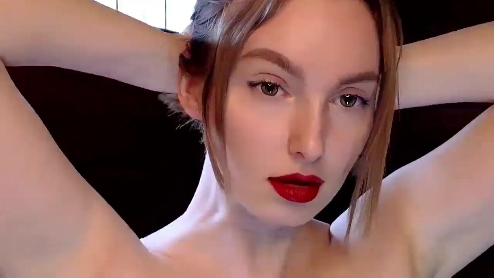 Gallery image thumbnail from Red_Lips_Girl's myfreecams stream on, 03/10/2025, 16:06 image 19 of 20