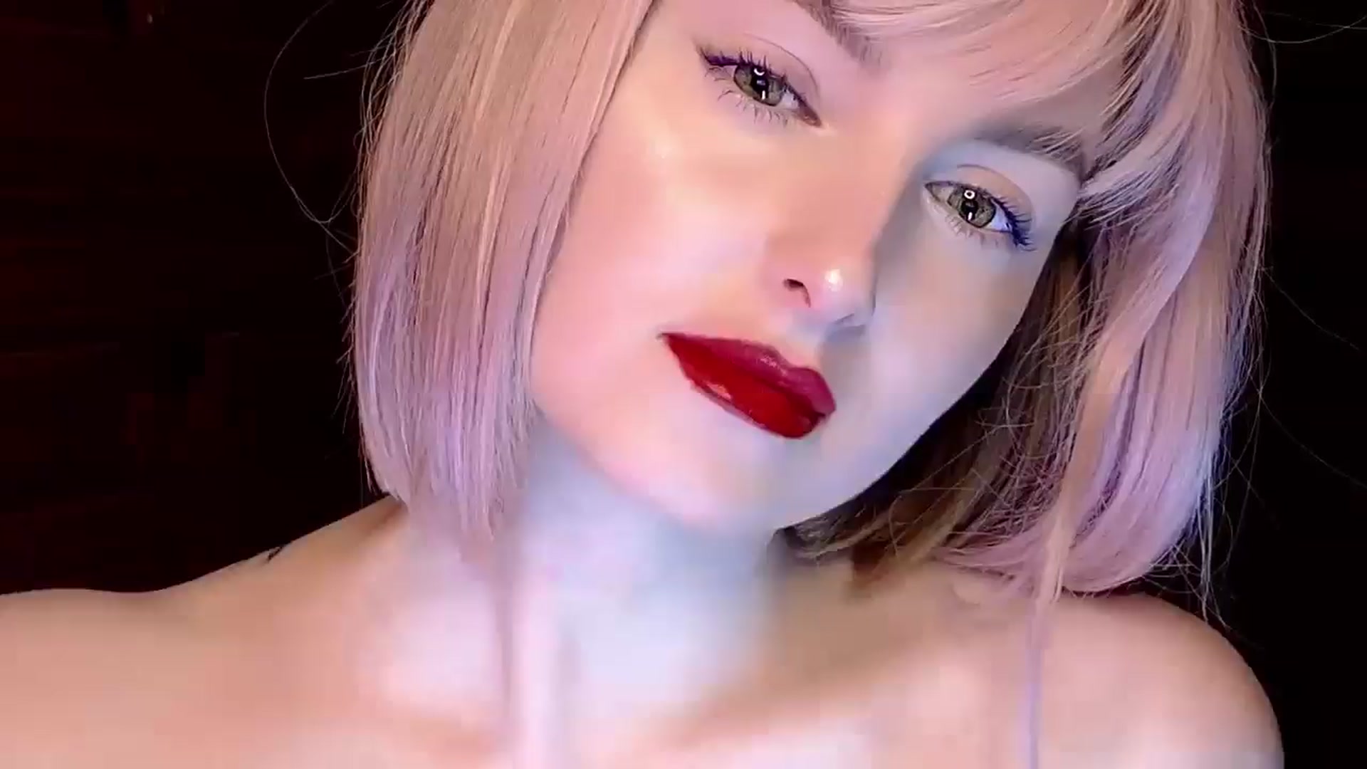 Gallery image thumbnail from Red_Lips_Girl's myfreecams stream on, 03/10/2025, 21:11 image 2 of 20
