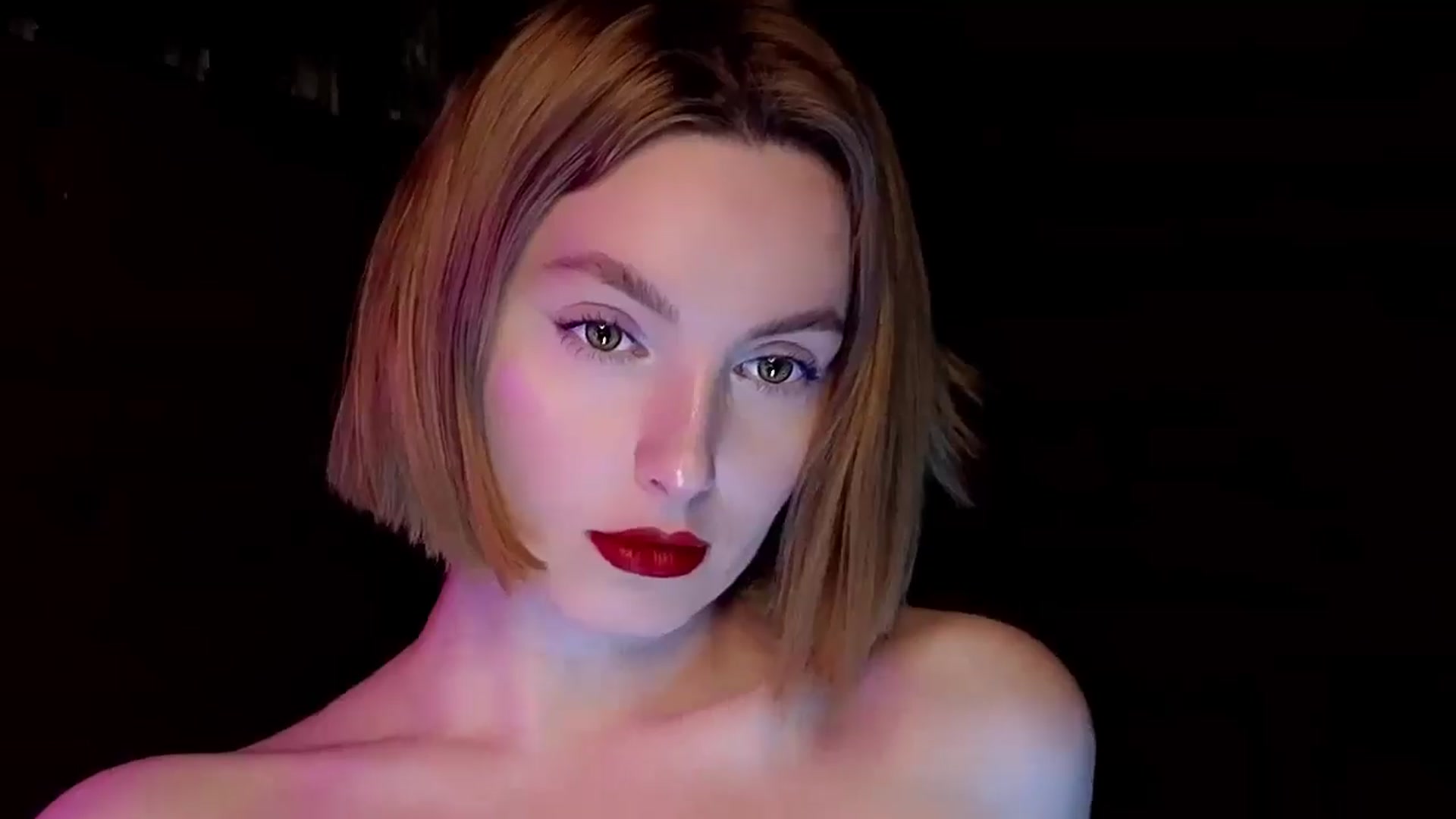 Gallery image thumbnail from Red_Lips_Girl's myfreecams stream on, 03/10/2025, 22:15 image 17 of 20
