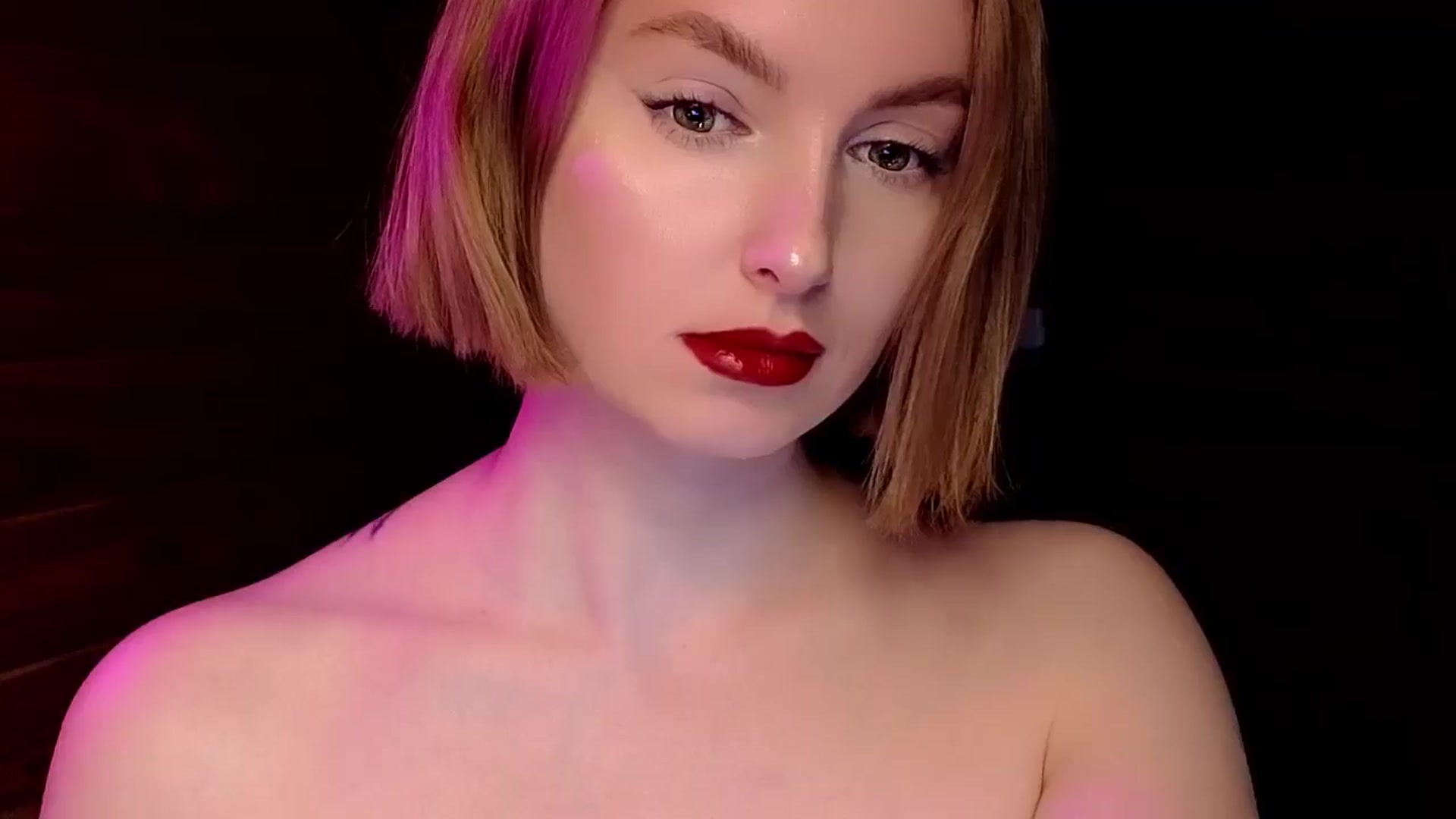 Gallery image thumbnail from Red_Lips_Girl's myfreecams stream on, 03/10/2025, 22:35 image 20 of 20