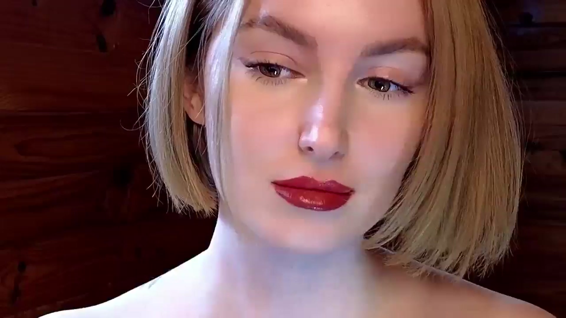 Gallery image thumbnail from Red_Lips_Girl's myfreecams stream on, 03/13/2025, 13:53 image 14 of 20