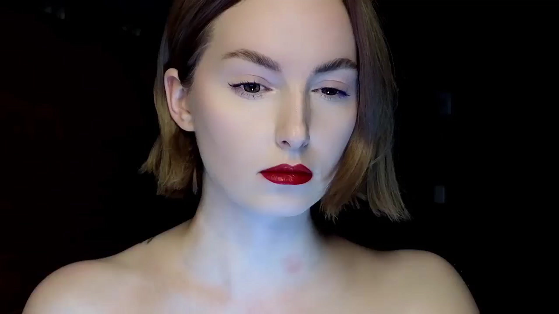 Gallery image thumbnail from Red_Lips_Girl's myfreecams stream on, 03/17/2025, 21:51 image 1 of 20