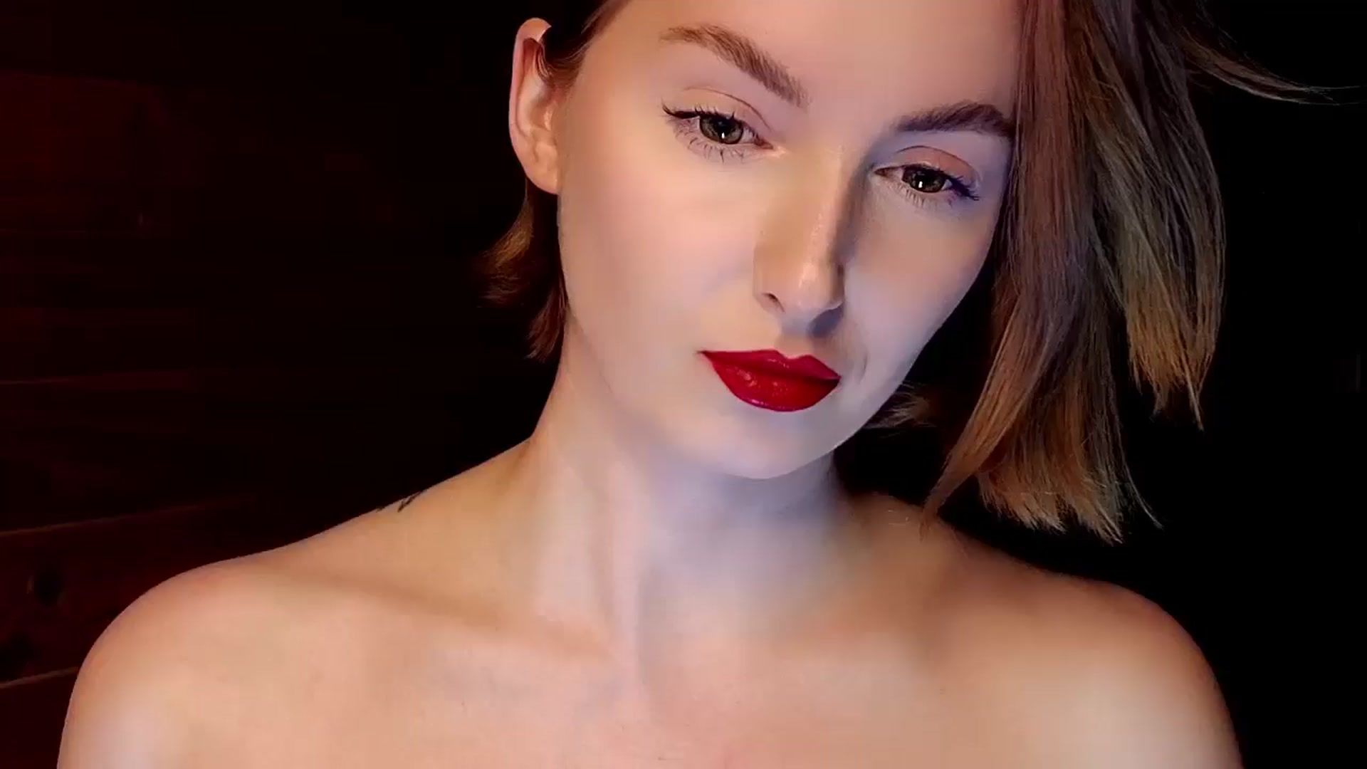 Gallery image thumbnail from Red_Lips_Girl's myfreecams stream on, 03/17/2025, 22:39 image 1 of 20