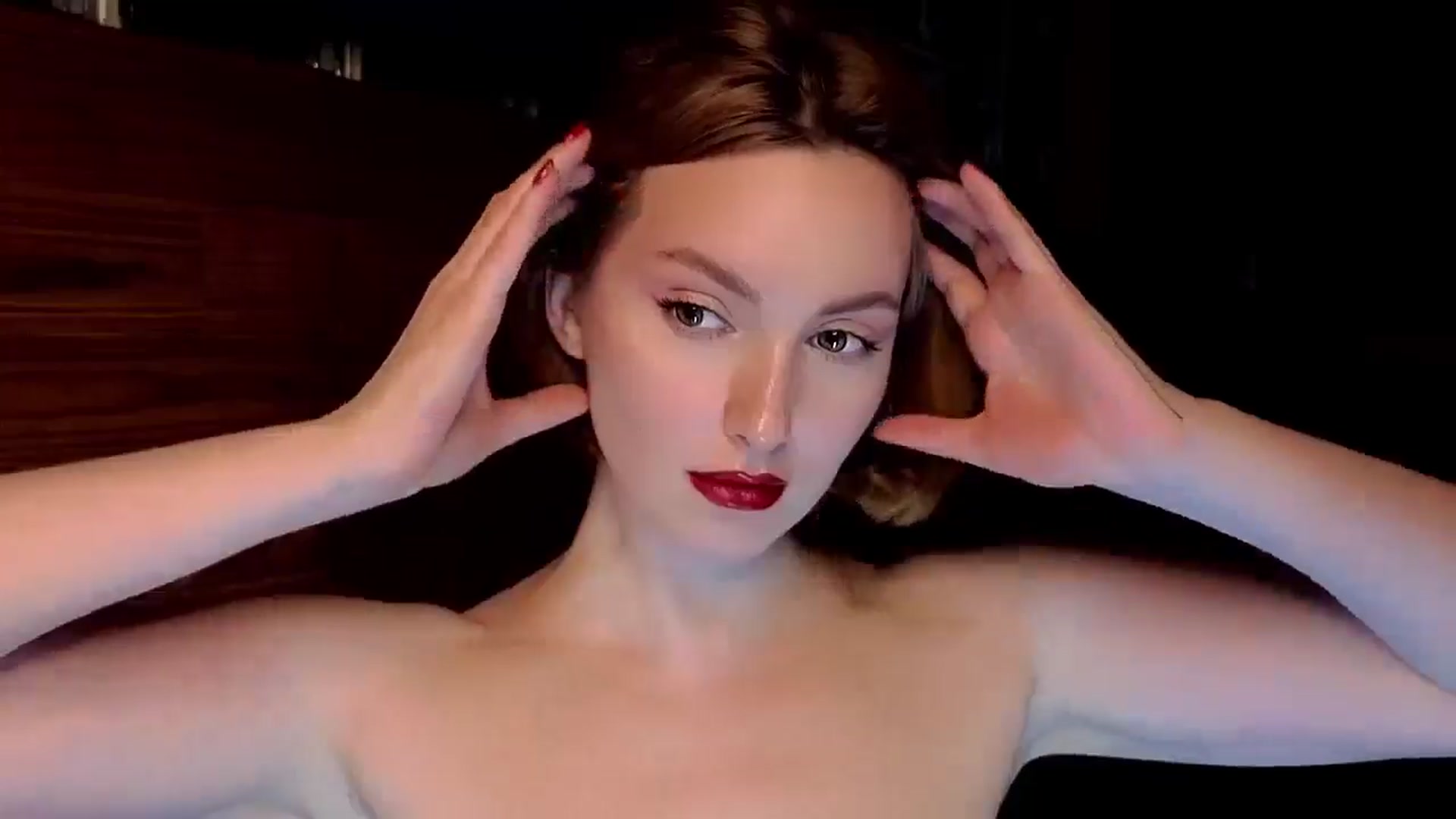 Gallery image thumbnail from Red_Lips_Girl's myfreecams stream on, 03/20/2025, 22:39 image 20 of 20