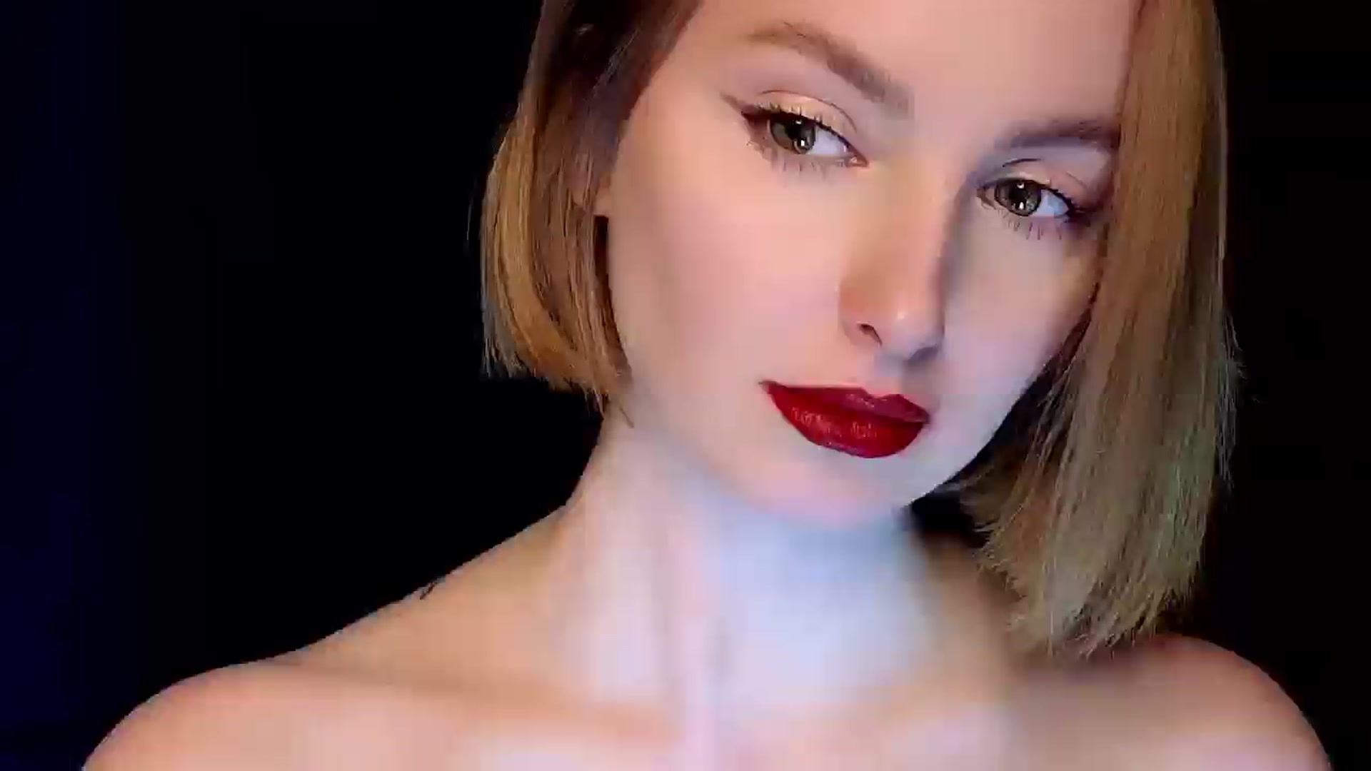 Gallery image thumbnail from Red_Lips_Girl's myfreecams stream on, 03/26/2025, 20:17 image 15 of 20