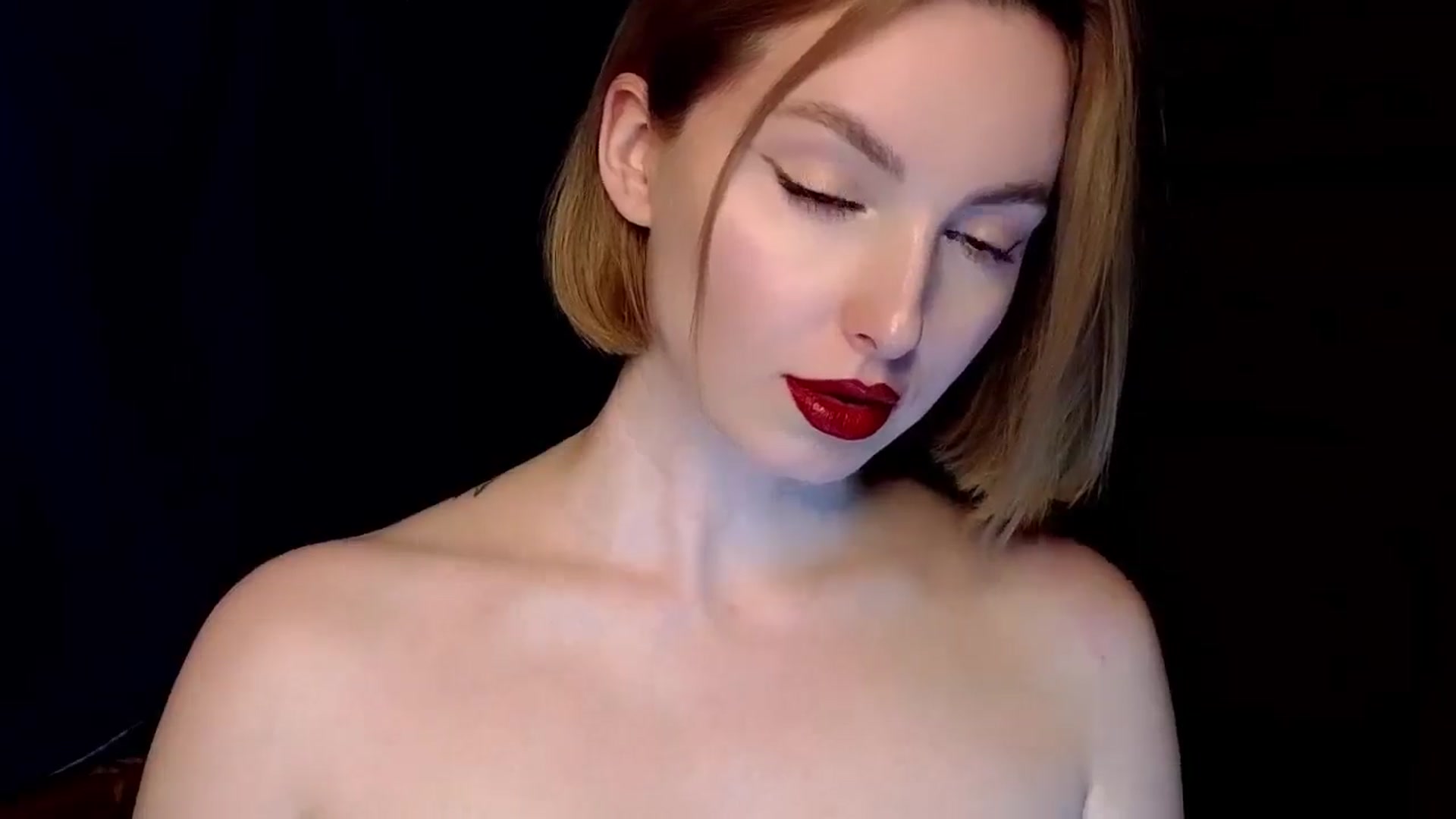 Gallery image thumbnail from Red_Lips_Girl's myfreecams stream on, 03/26/2025, 20:17 image 20 of 20