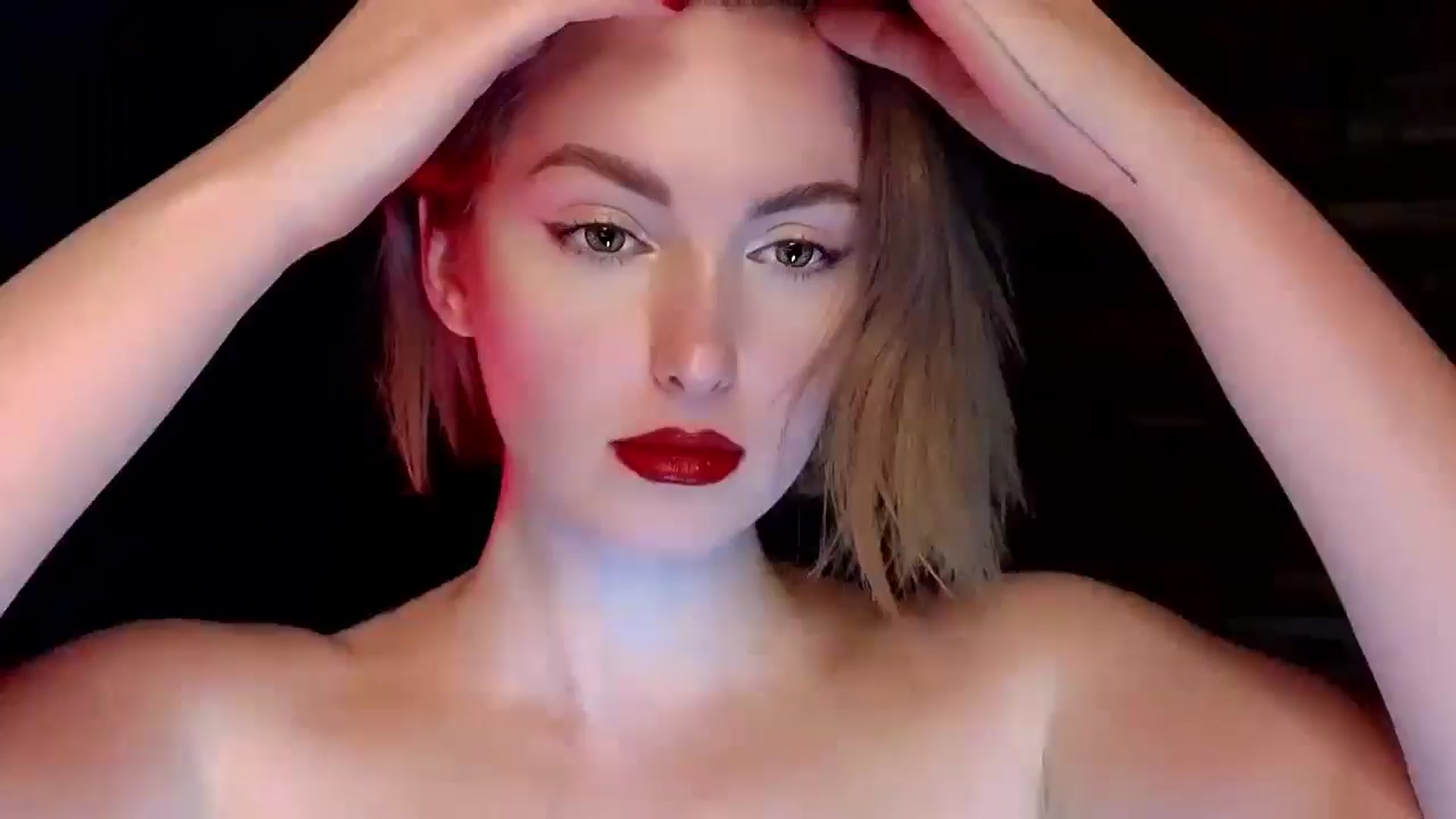 Gallery image thumbnail from Red_Lips_Girl's myfreecams stream on, 03/30/2025, 22:15 image 16 of 20