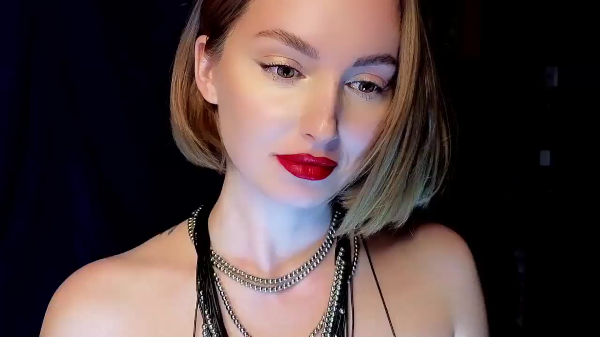 Gallery image thumbnail from Red_Lips_Girl's myfreecams stream on, 04/08/2025, 23:21 image 3 of 20