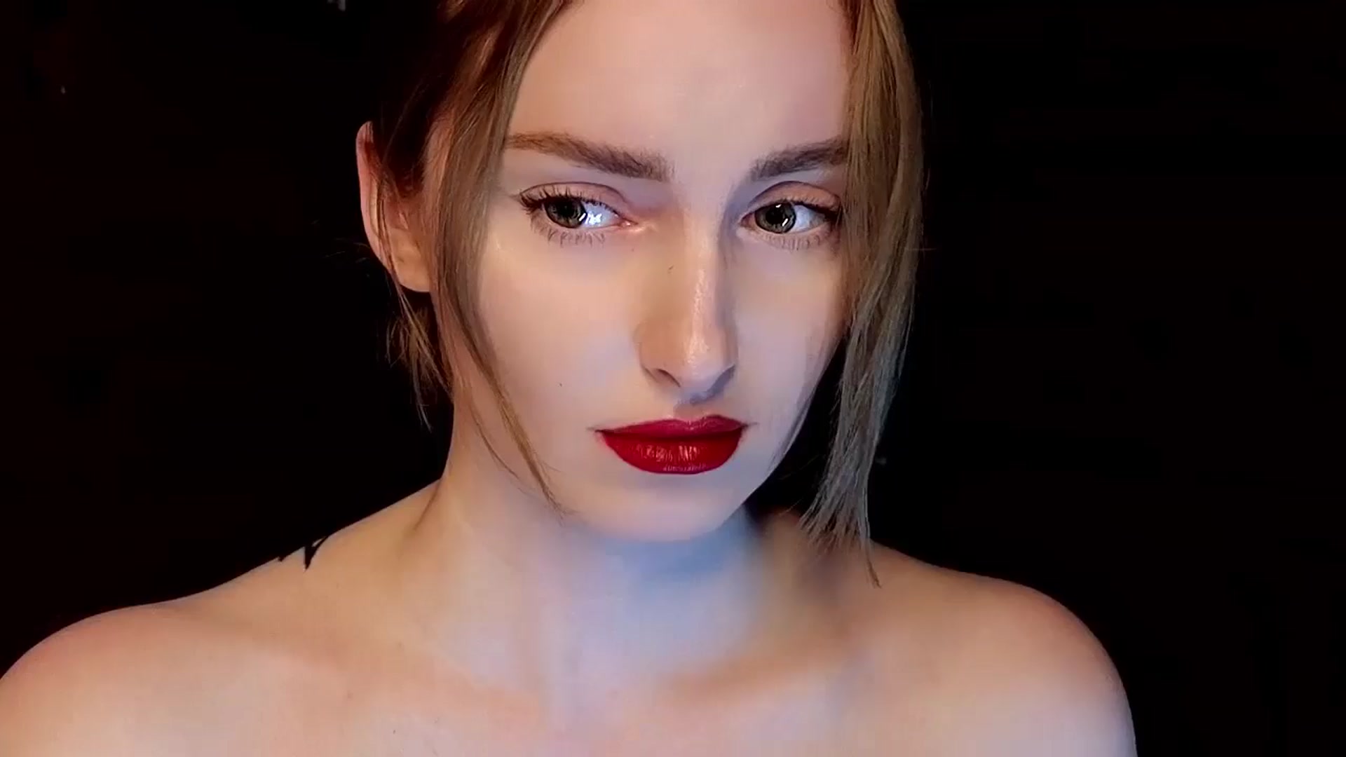 Gallery image thumbnail from Red_Lips_Girl's myfreecams stream on, 04/22/2025, 23:47 image 16 of 20