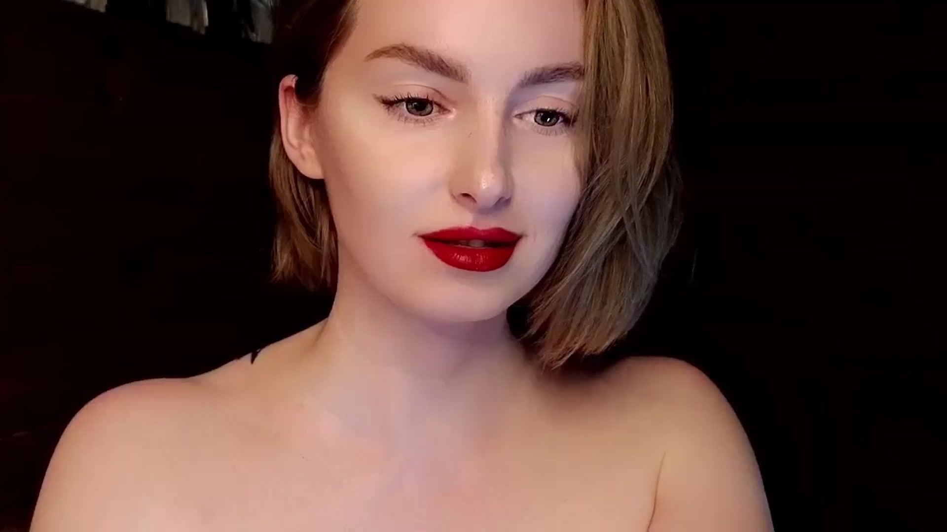 Gallery image thumbnail from Red_Lips_Girl's myfreecams stream on, 04/22/2025, 23:47 image 13 of 20
