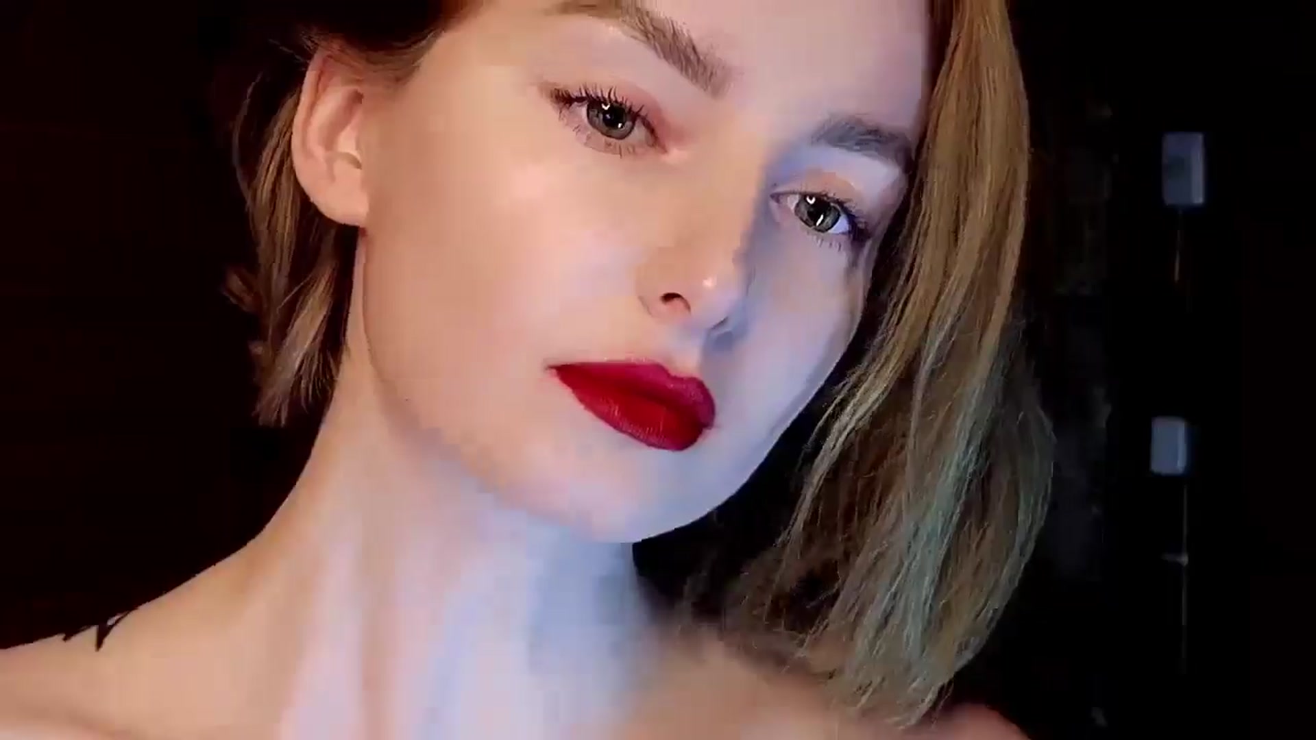Gallery image thumbnail from Red_Lips_Girl's myfreecams stream on, 04/22/2025, 23:47 image 7 of 20