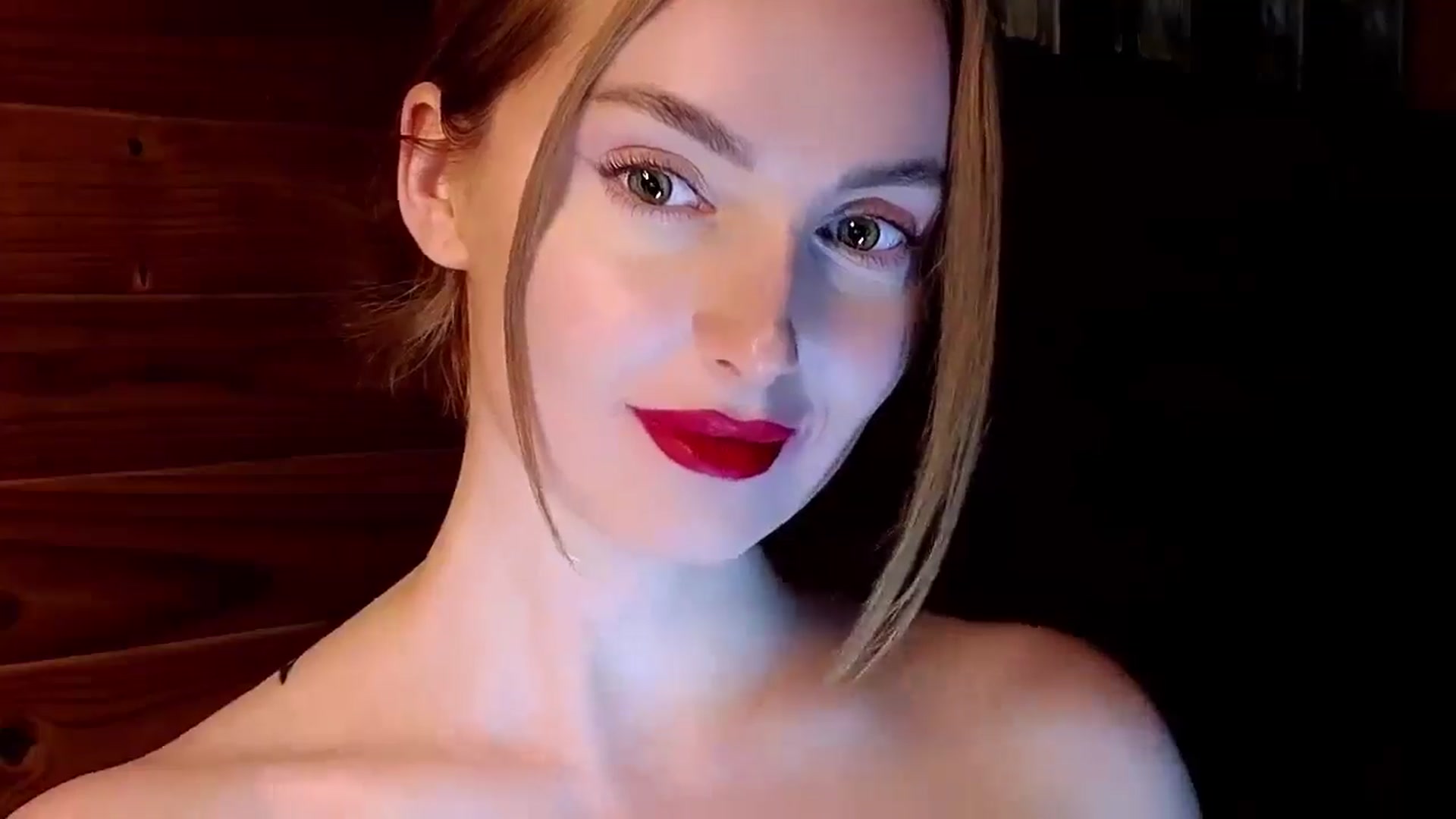 Gallery image thumbnail from Red_Lips_Girl's myfreecams stream on, 04/30/2025, 23:49 image 3 of 20