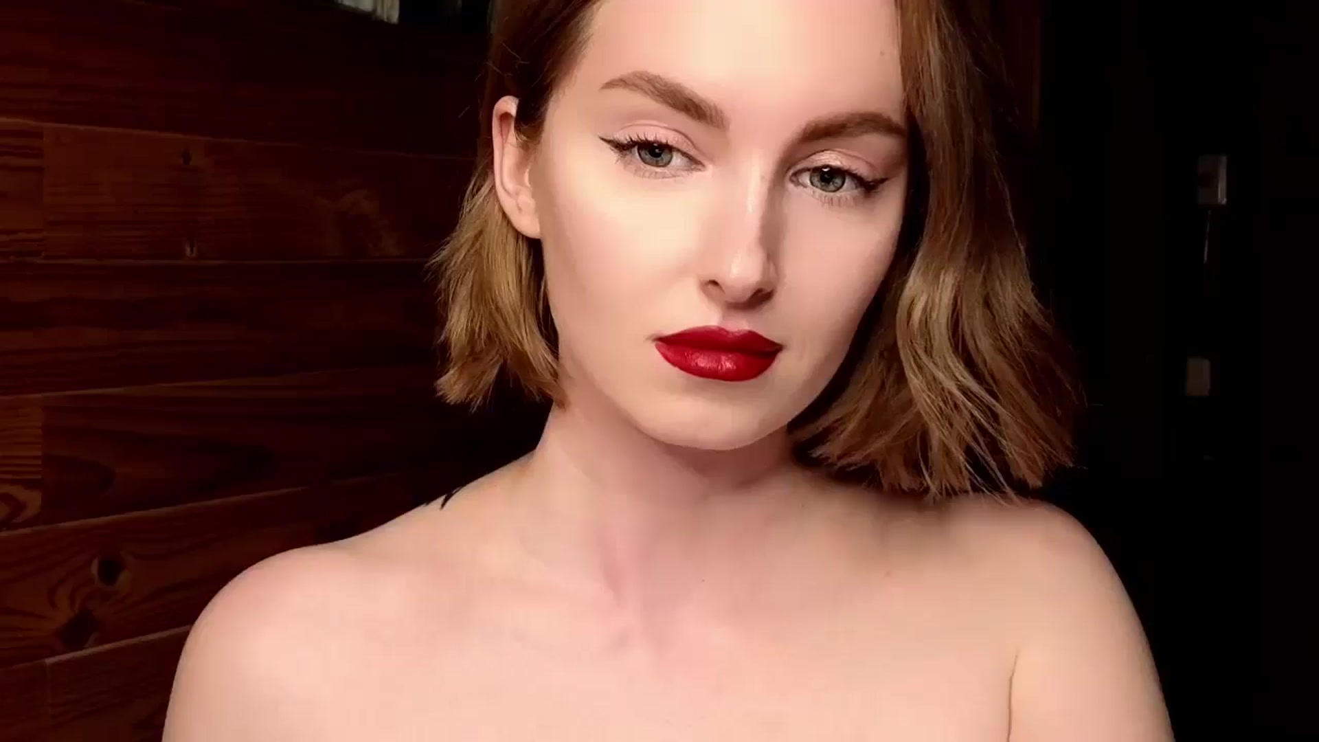 Gallery image thumbnail from Red_Lips_Girl's myfreecams stream on, 05/03/2025, 22:48 image 20 of 20