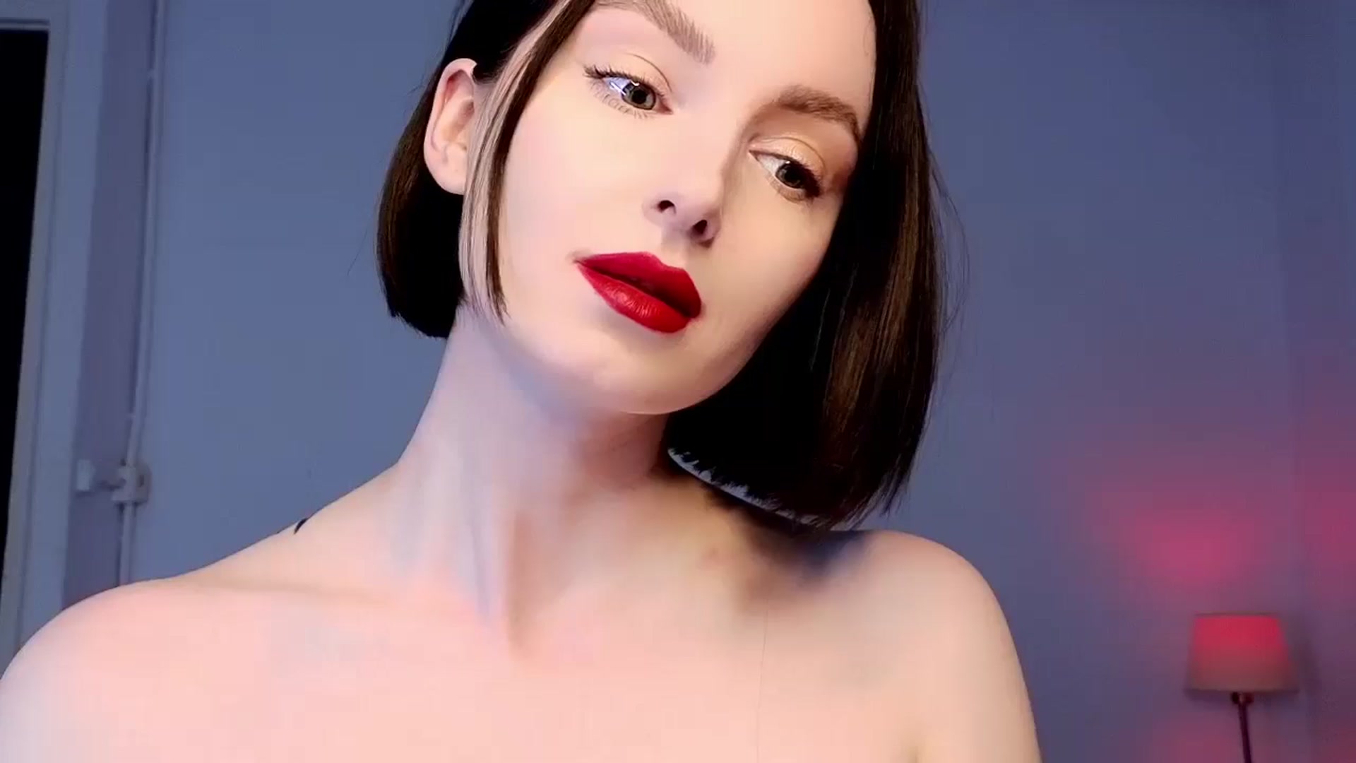 Gallery image thumbnail from Red_Lips_Girl's myfreecams stream on, 05/14/2025, 22:25 image 6 of 20