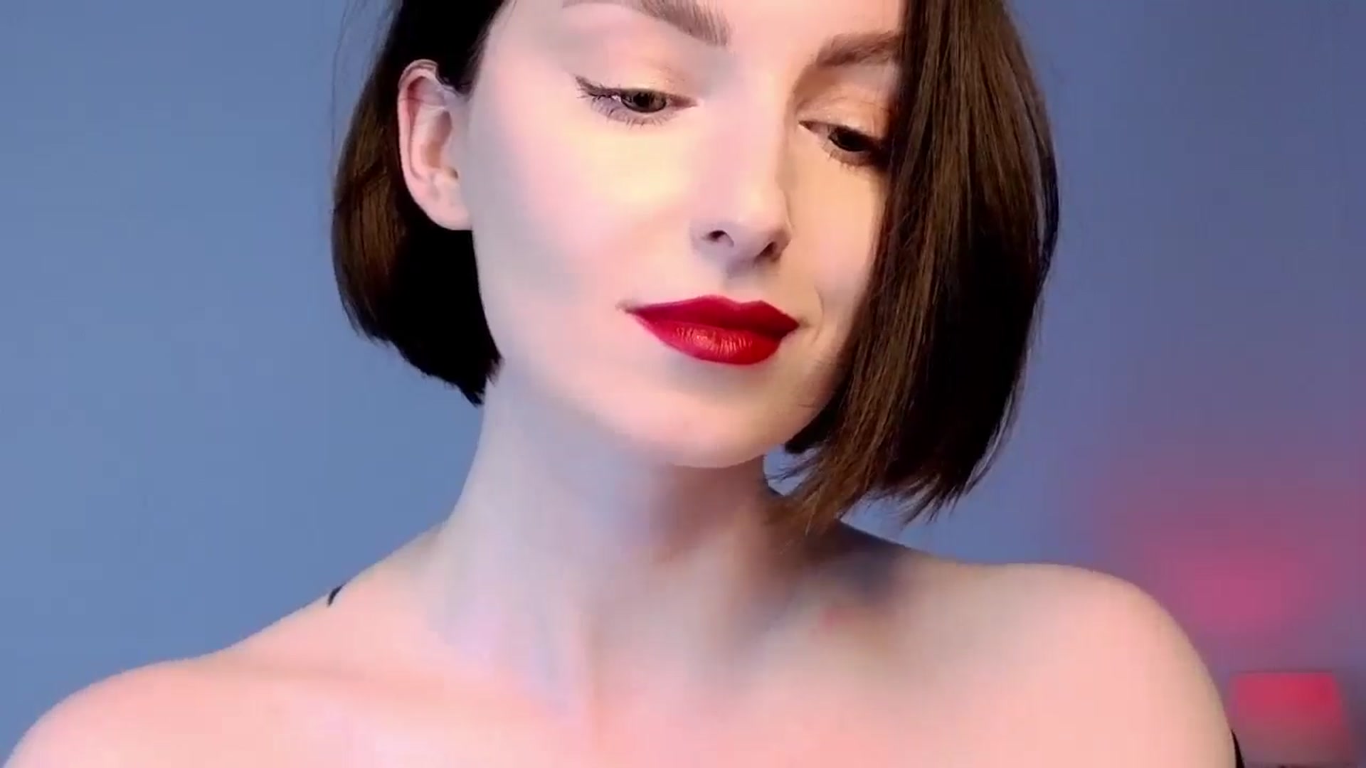 Gallery image thumbnail from Red_Lips_Girl's myfreecams stream on, 05/14/2025, 23:27 image 3 of 20