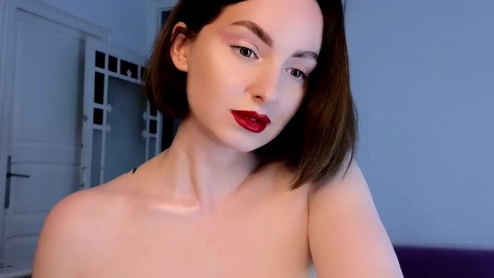 Gallery image thumbnail from Red_Lips_Girl's myfreecams stream on, 05/30/2025, 20:42 image 13 of 20