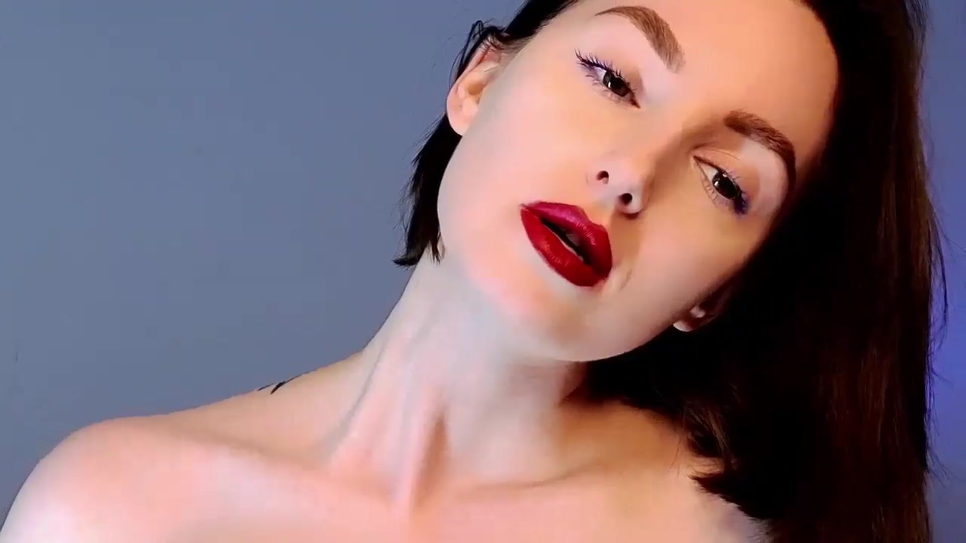 Gallery image thumbnail from Red_Lips_Girl's myfreecams stream on, 06/03/2025, 21:33 image 3 of 20