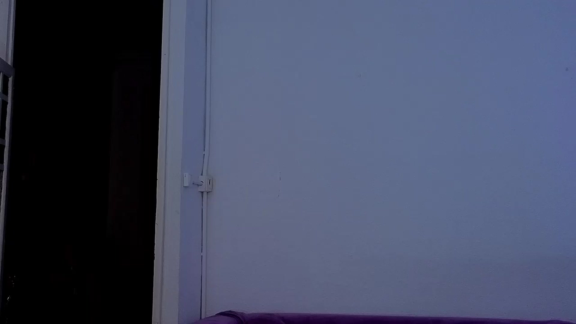 Gallery image thumbnail from Red_Lips_Girl's myfreecams stream on, 06/08/2025, 22:21 image 12 of 20