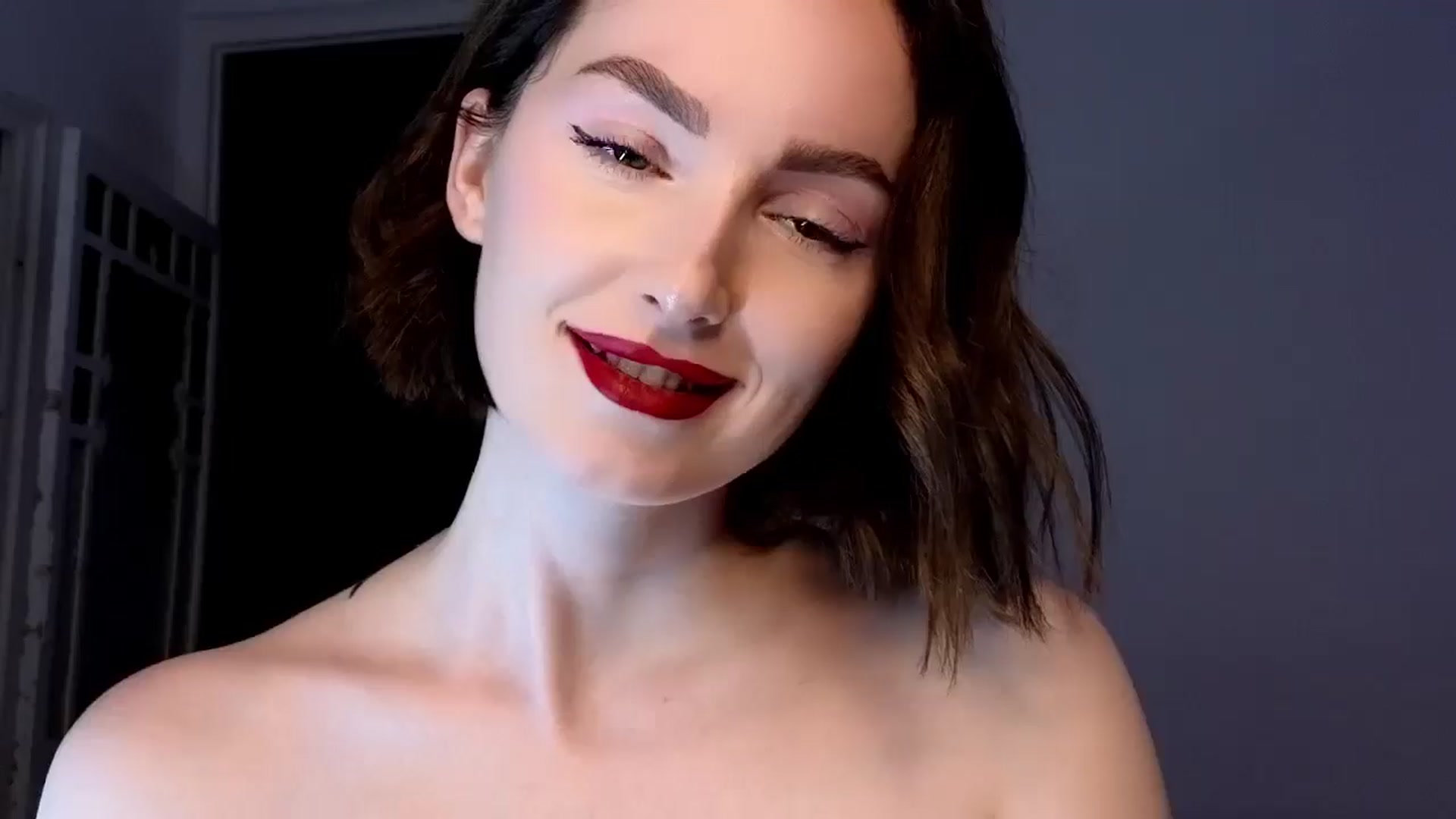 Gallery image thumbnail from Red_Lips_Girl's myfreecams stream on, 06/08/2025, 23:13 image 9 of 20