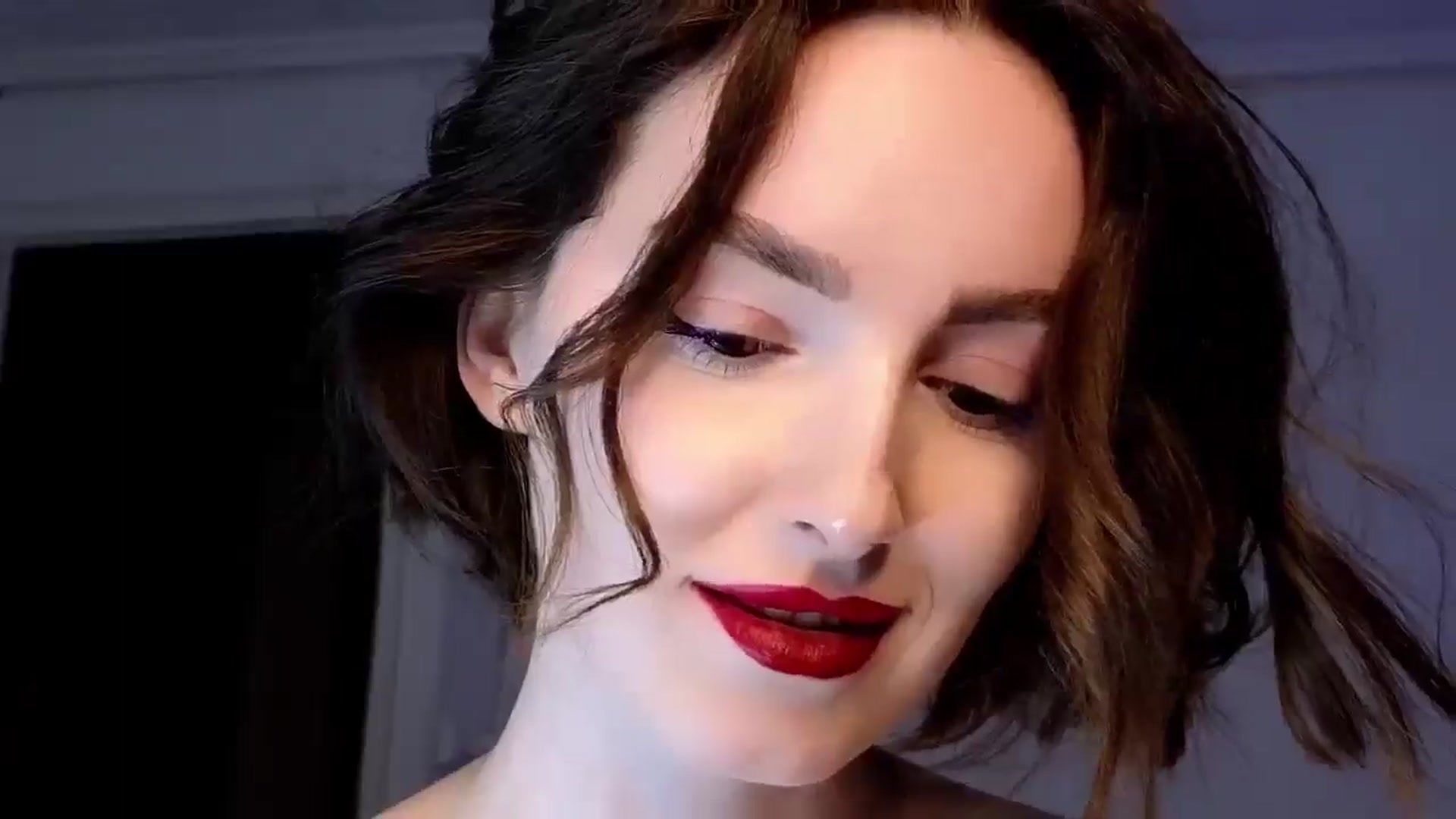 Gallery image thumbnail from Red_Lips_Girl's myfreecams stream on, 06/08/2025, 23:13 image 16 of 20
