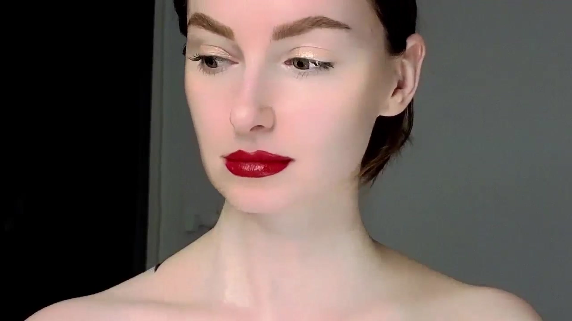 Gallery image thumbnail from Red_Lips_Girl's myfreecams stream on, 06/13/2025, 21:32 image 20 of 20