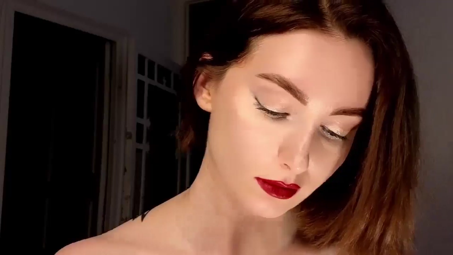 Gallery image thumbnail from Red_Lips_Girl's myfreecams stream on, 07/01/2025, 24:34 image 19 of 20