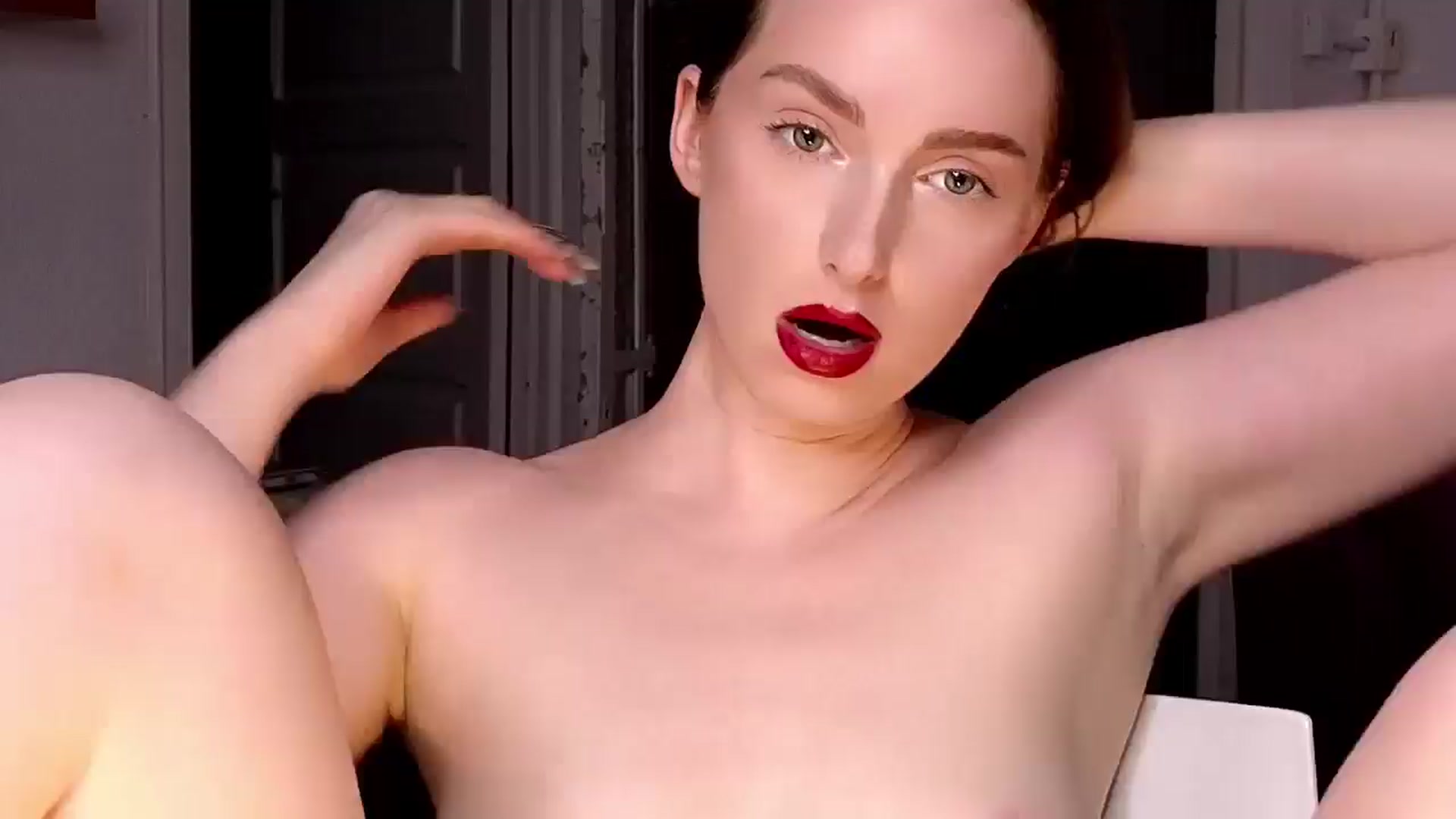 Gallery image thumbnail from Red_Lips_Girl's myfreecams stream on, 07/09/2025, 21:09 image 1 of 20