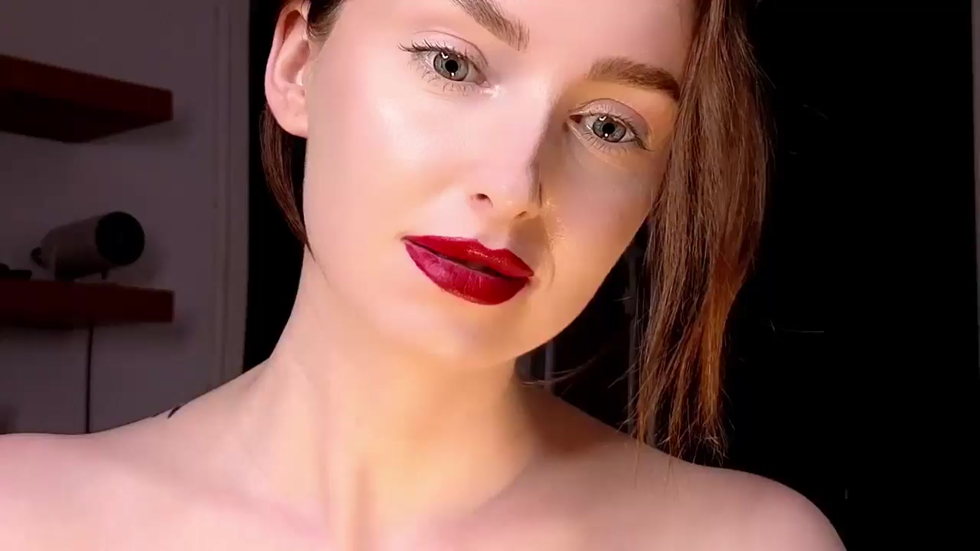 Gallery image thumbnail from Red_Lips_Girl's myfreecams stream on, 07/09/2025, 21:32 image 1 of 20