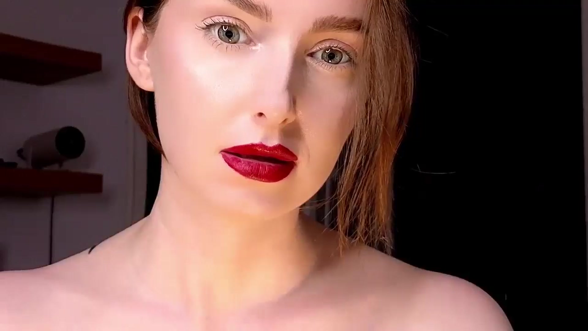 Gallery image thumbnail from Red_Lips_Girl's myfreecams stream on, 07/09/2025, 21:32 image 8 of 20