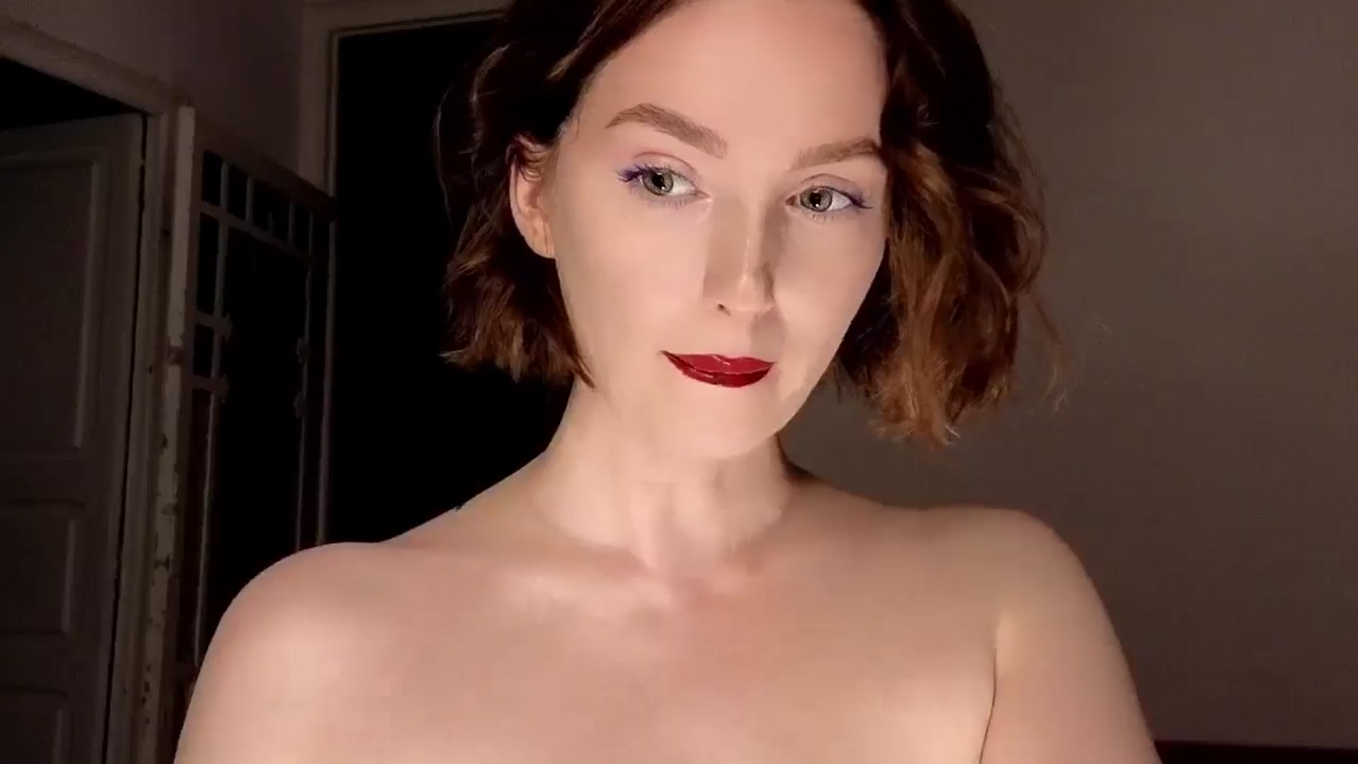 Gallery image thumbnail from Red_Lips_Girl's myfreecams stream on, 07/30/2025, 23:00 image 5 of 20