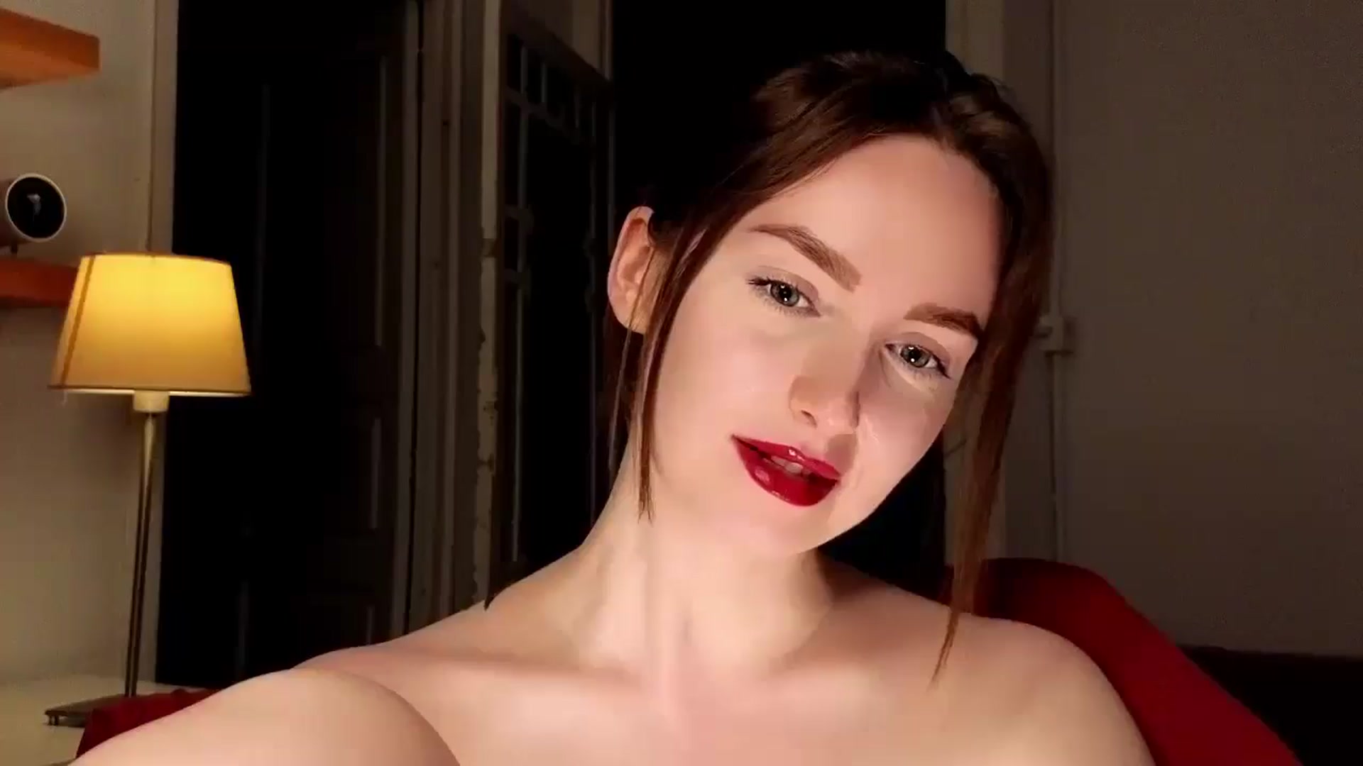 Gallery image thumbnail from Red_Lips_Girl's myfreecams stream on, 08/26/2025, 01:31 image 16 of 20