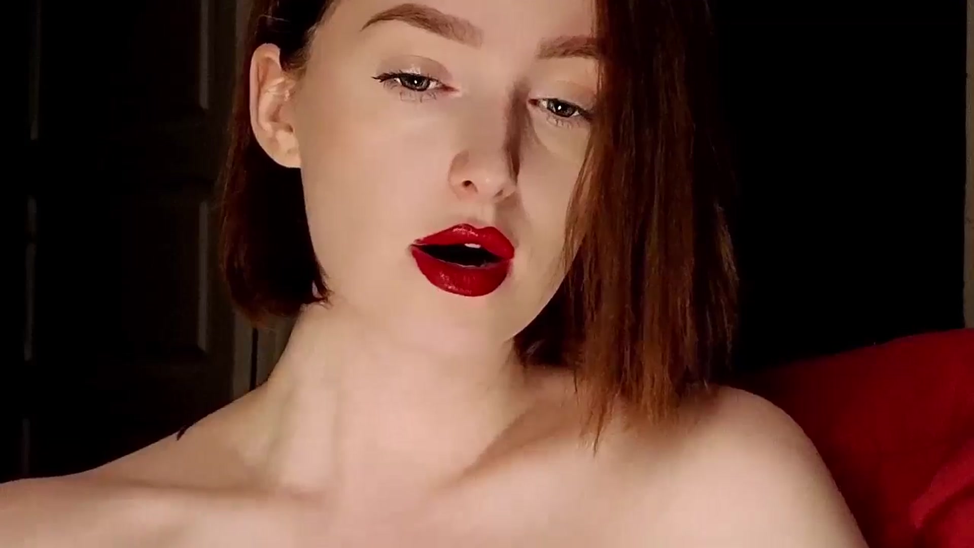 Gallery image thumbnail from Red_Lips_Girl's myfreecams stream on, 09/02/2025, 22:48 image 19 of 20