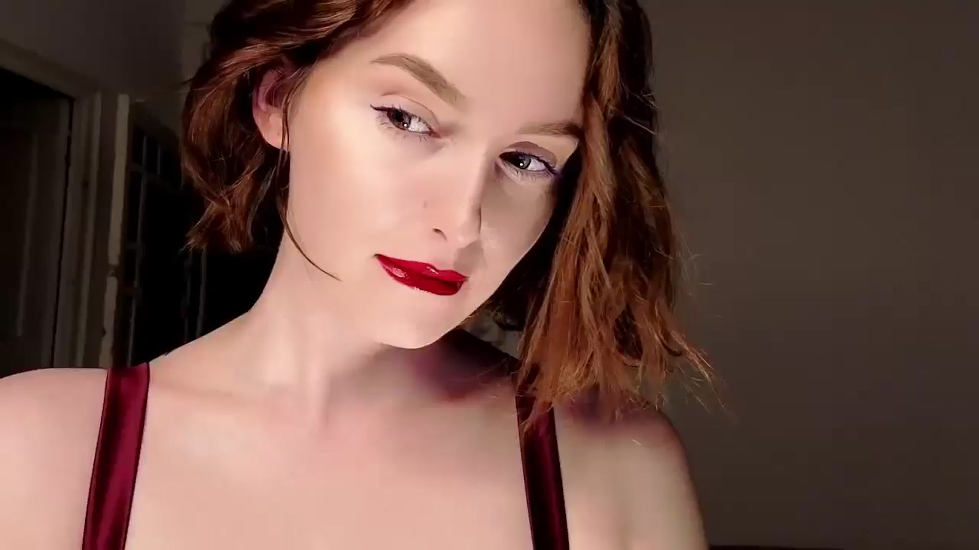 Gallery image thumbnail from Red_Lips_Girl's myfreecams stream on, 09/08/2025, 23:23 image 1 of 20
