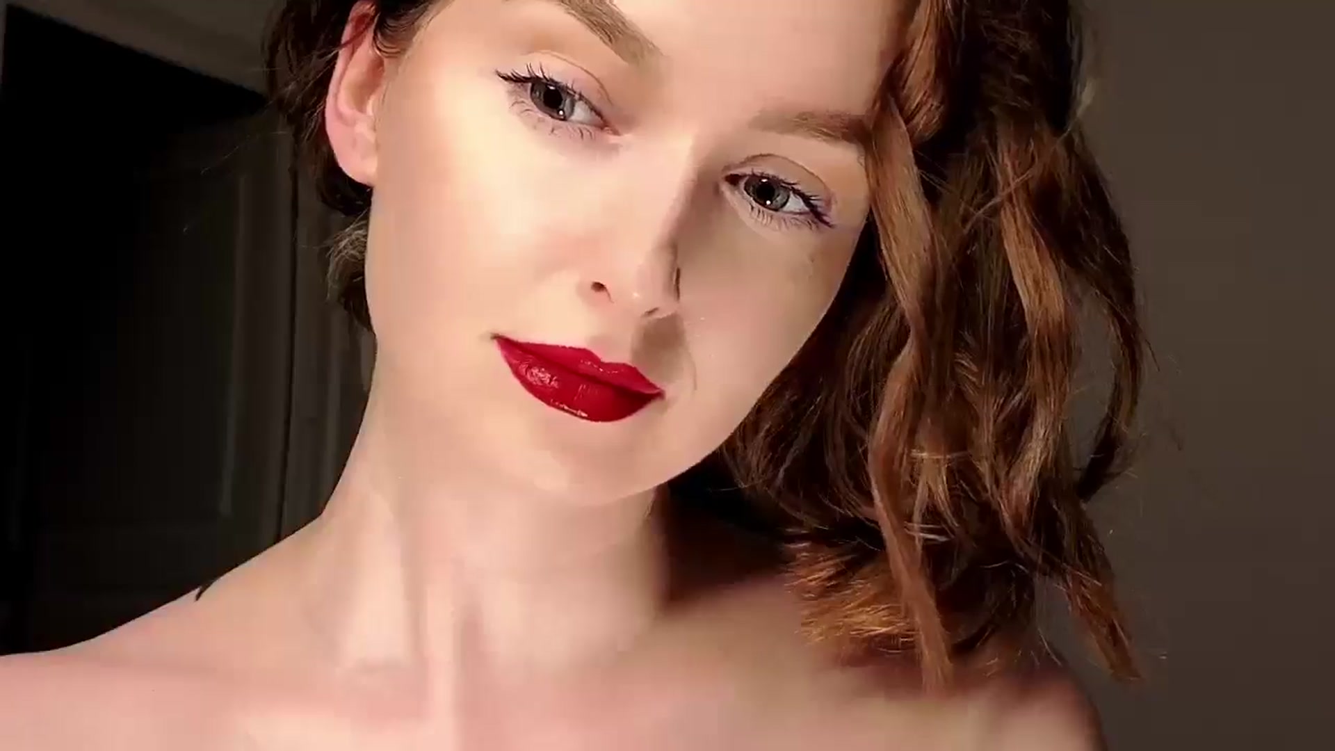 Gallery image thumbnail from Red_Lips_Girl's myfreecams stream on, 09/09/2025, 24:08 image 10 of 20