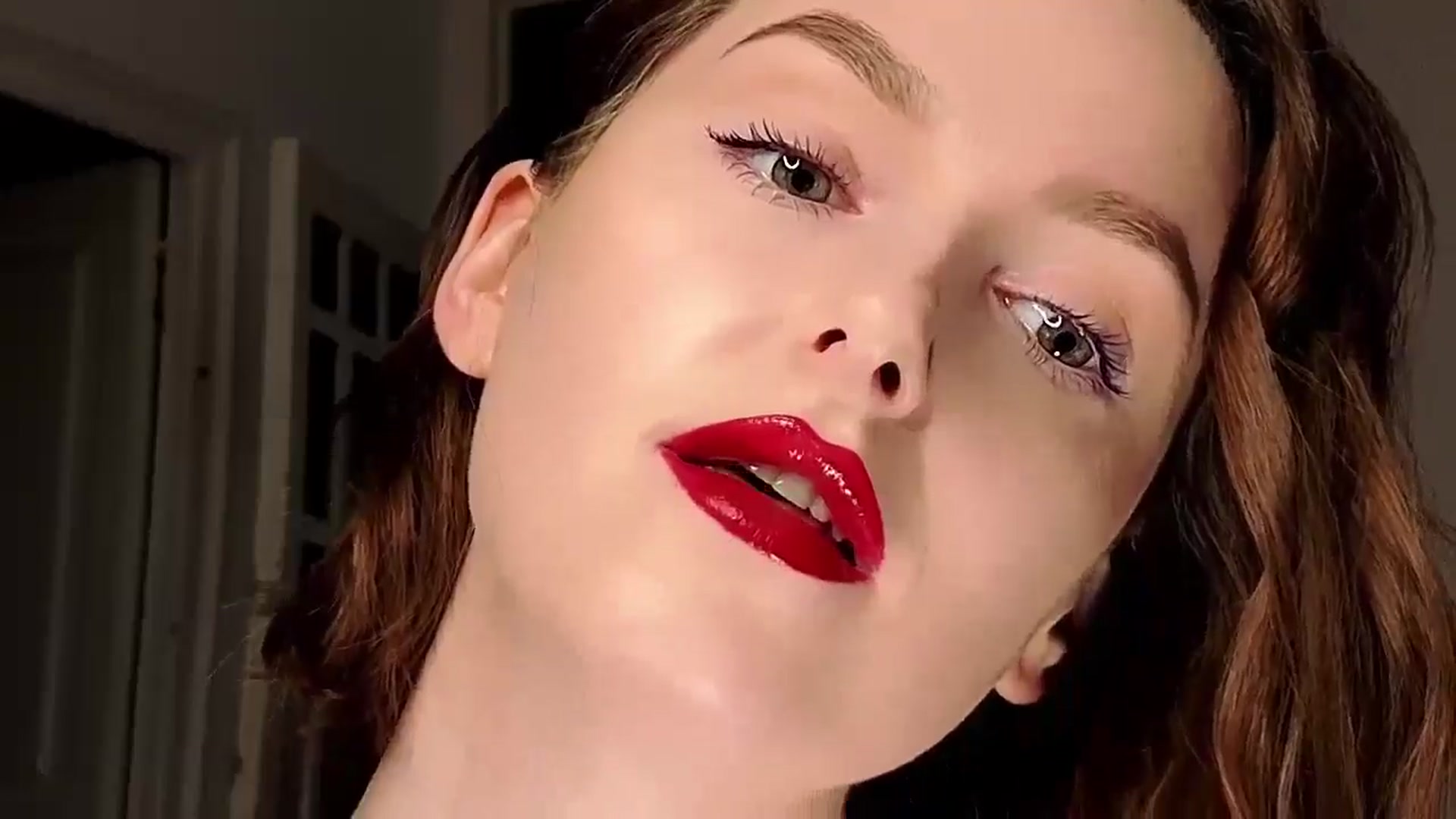 Gallery image thumbnail from Red_Lips_Girl's myfreecams stream on, 09/09/2025, 24:08 image 12 of 20