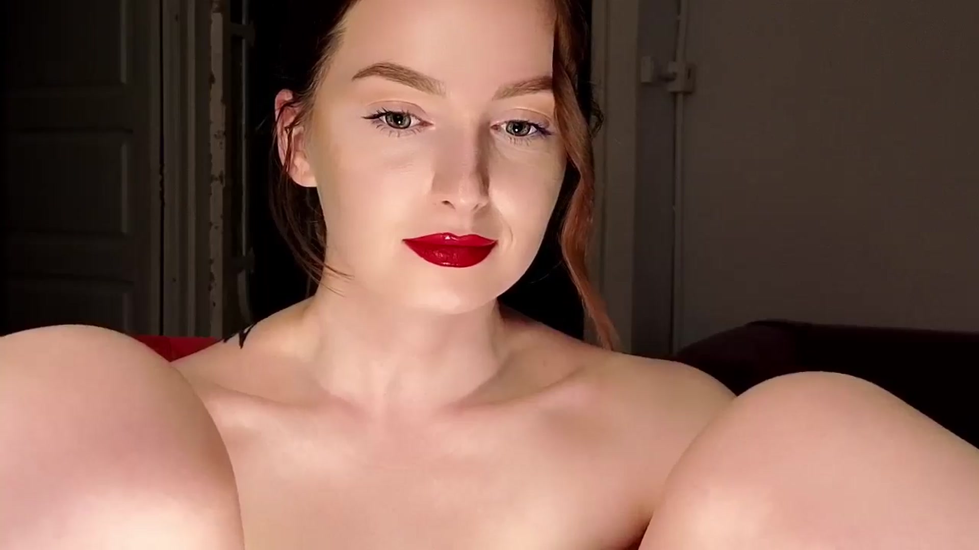 Gallery image thumbnail from Red_Lips_Girl's myfreecams stream on, 09/09/2025, 24:08 image 3 of 20