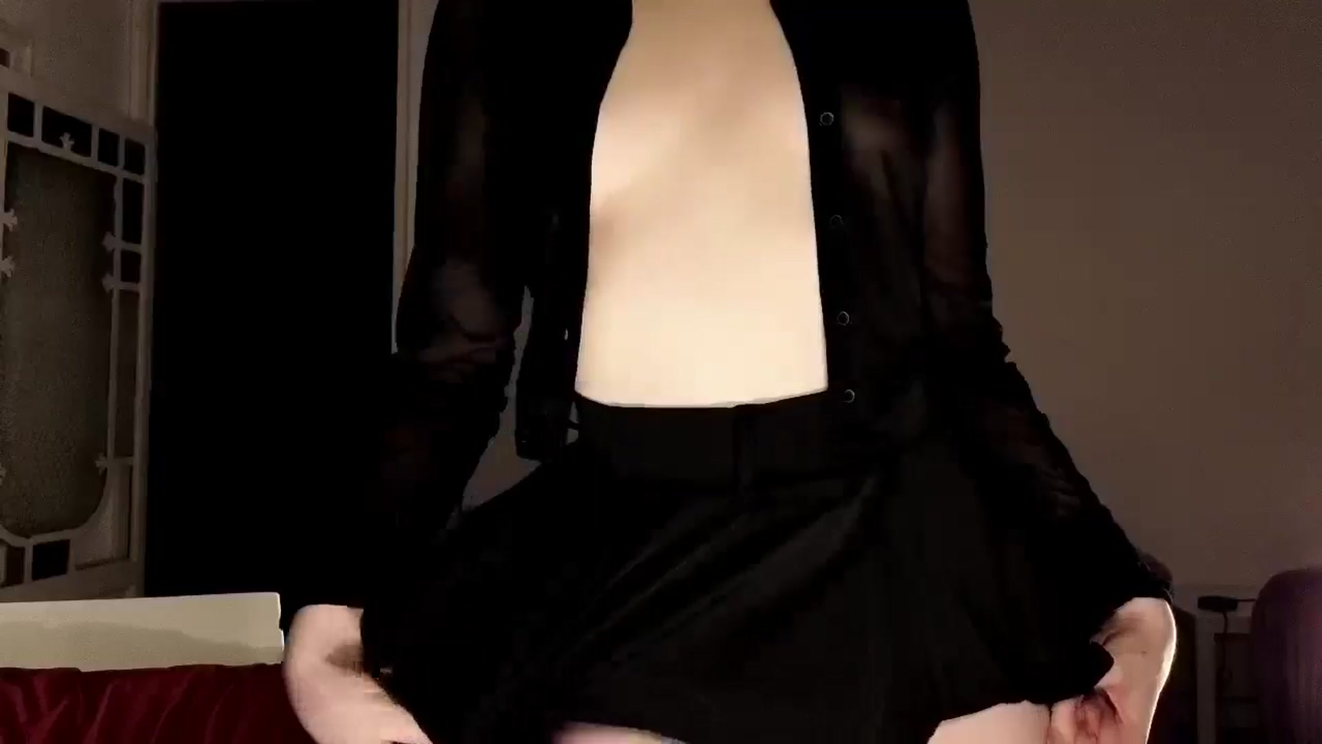 Gallery image thumbnail from Red_Lips_Girl's myfreecams stream on, 09/13/2025, 21:02 image 11 of 20