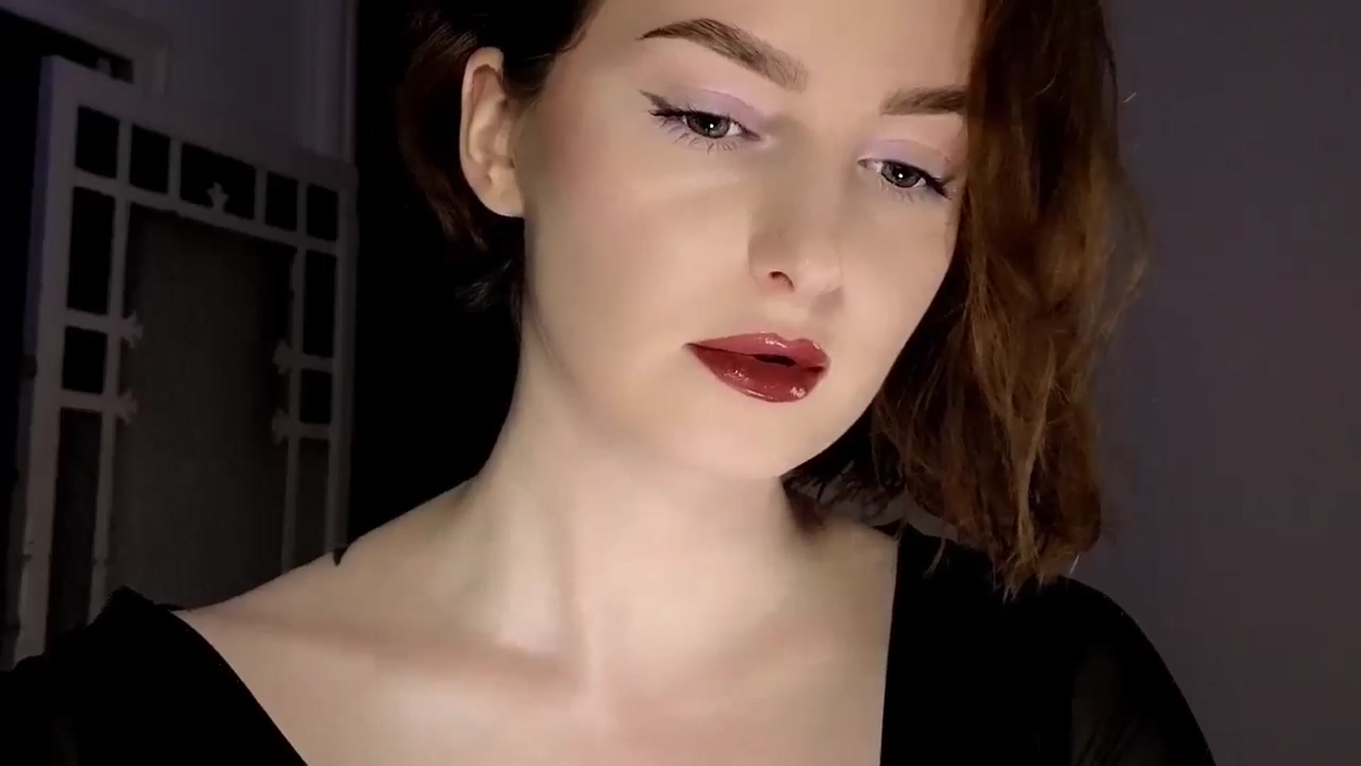 Gallery image thumbnail from Red_Lips_Girl's myfreecams stream on, 09/13/2025, 22:02 image 10 of 20