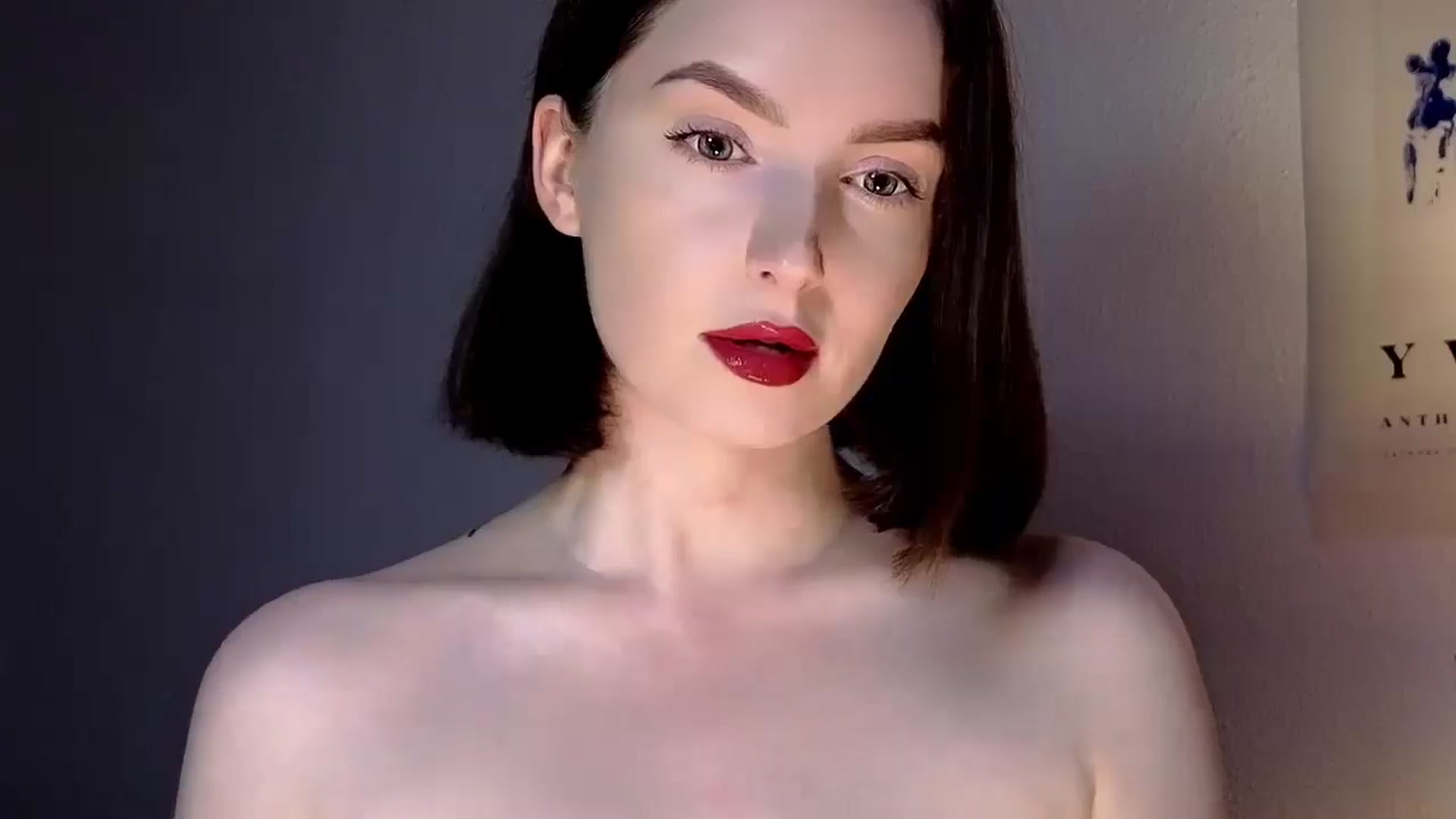 Gallery image thumbnail from Red_Lips_Girl's myfreecams stream on, 10/11/2025, 23:24 image 5 of 20