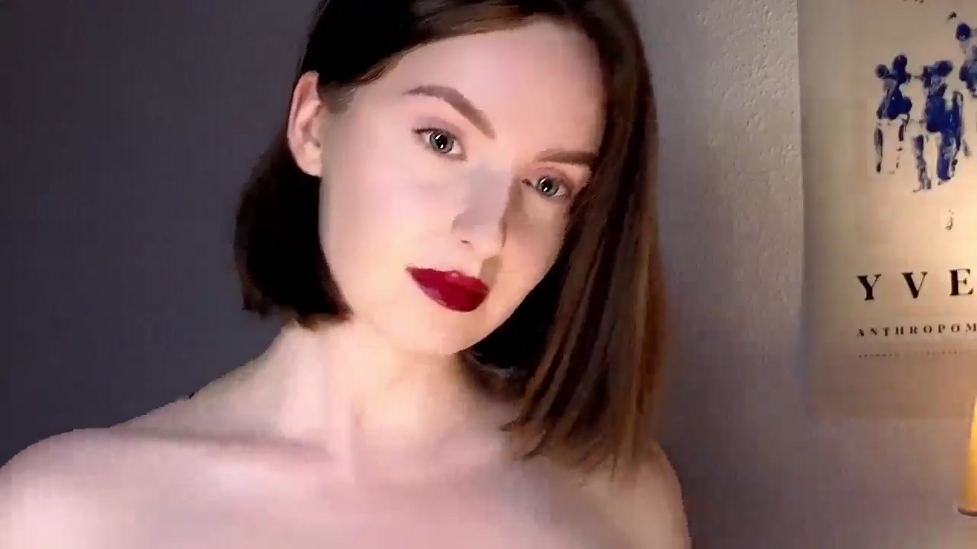 Gallery image thumbnail from Red_Lips_Girl's myfreecams stream on, 10/14/2025, 02:08 image 14 of 20