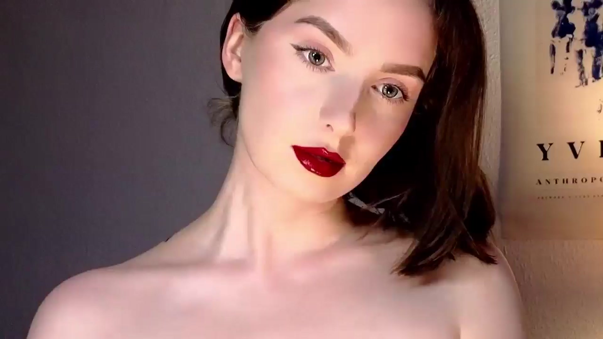 Gallery image thumbnail from Red_Lips_Girl's myfreecams stream on, 10/14/2025, 19:54 image 20 of 20