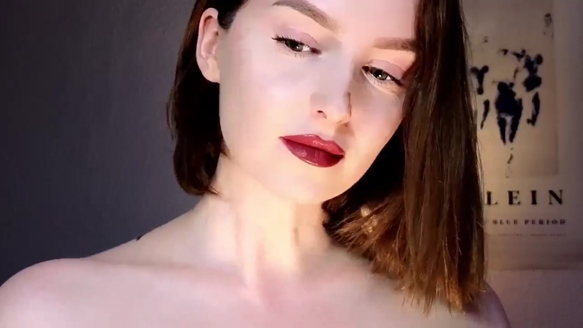 Gallery image thumbnail from Red_Lips_Girl's myfreecams stream on, 10/29/2025, 17:18 image 3 of 20