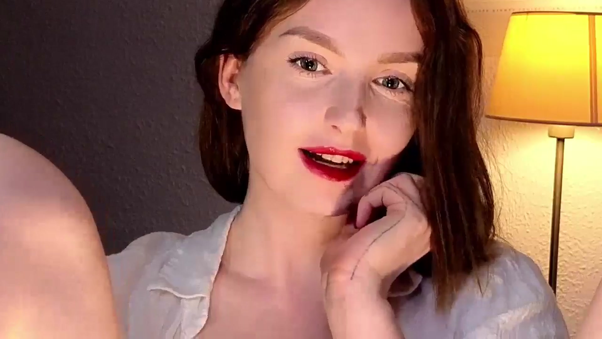 Gallery image thumbnail from Red_Lips_Girl's myfreecams stream on, 11/05/2025, 01:41 image 9 of 20