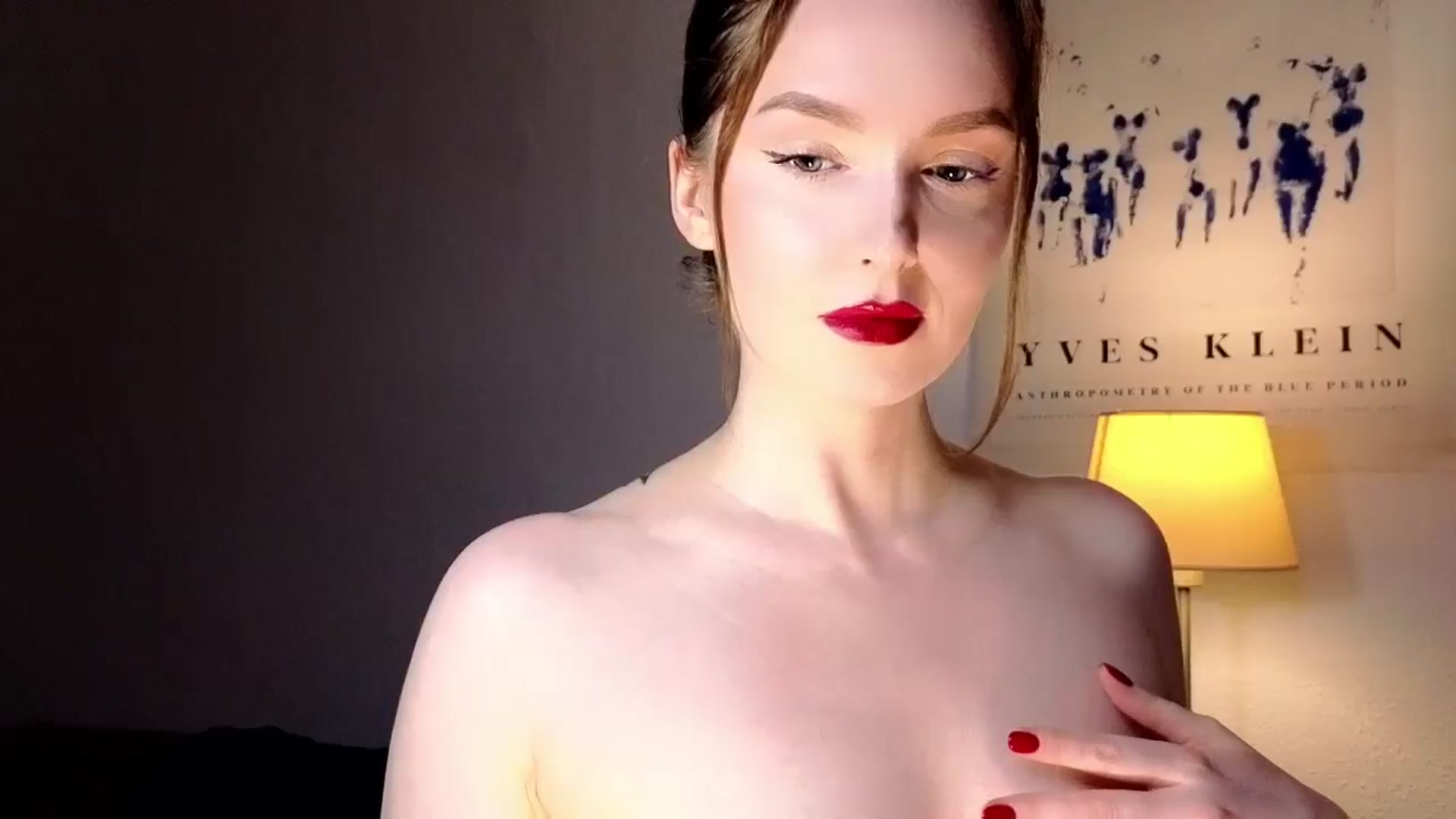 Gallery image thumbnail from Red_Lips_Girl's myfreecams stream on, 11/06/2025, 01:17 image 15 of 20