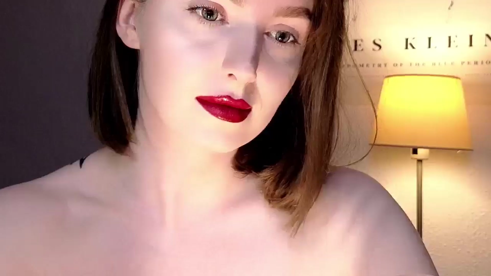 Gallery image thumbnail from Red_Lips_Girl's myfreecams stream on, 11/15/2025, 02:03 image 16 of 20