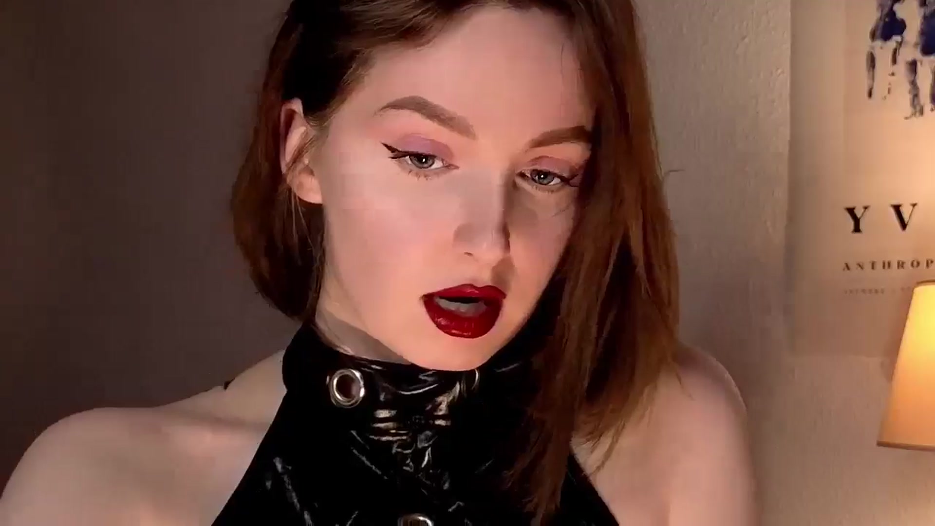 Gallery image thumbnail from Red_Lips_Girl's myfreecams stream on, 12/19/2025, 23:08 image 4 of 20