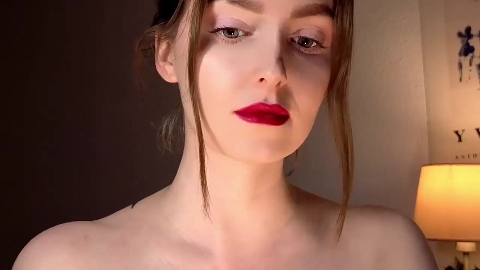Gallery image thumbnail from Red_Lips_Girl's myfreecams stream on, 12/24/2025, 01:47 image 10 of 20