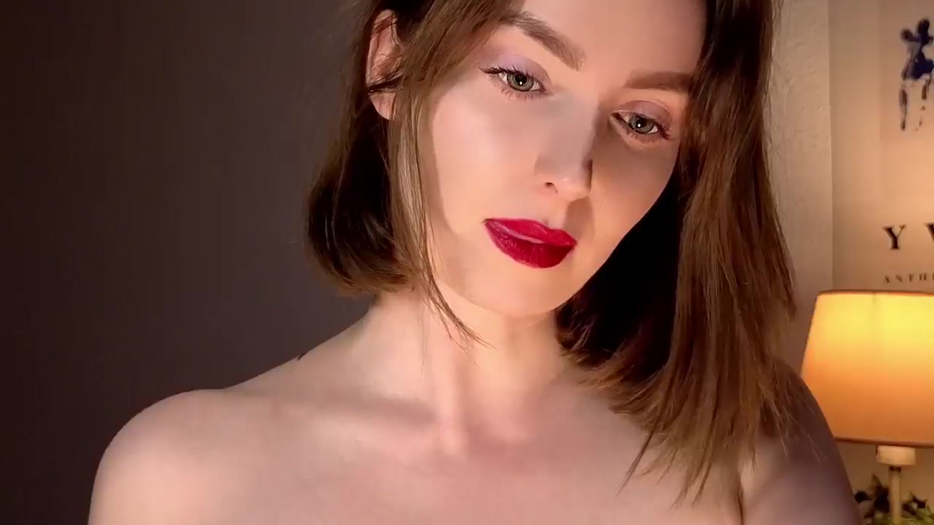 Gallery image thumbnail from Red_Lips_Girl's myfreecams stream on, 12/24/2025, 01:47 image 19 of 20